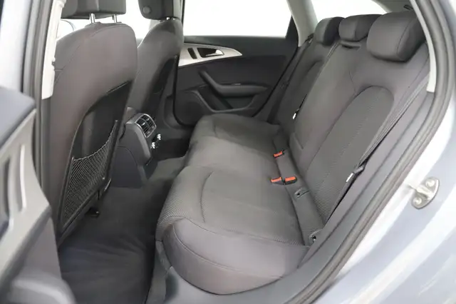 Audi A6 view 11