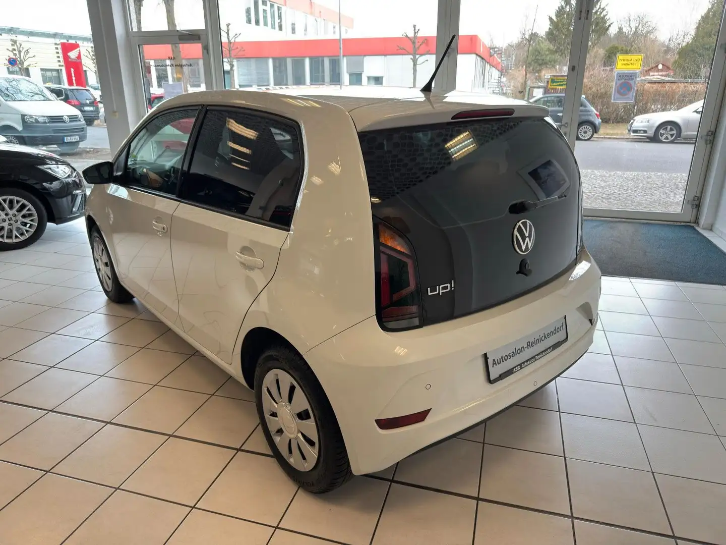 Volkswagen up! Basis*Kamera*Tempomat*SHZ*PDC* bijela - 2