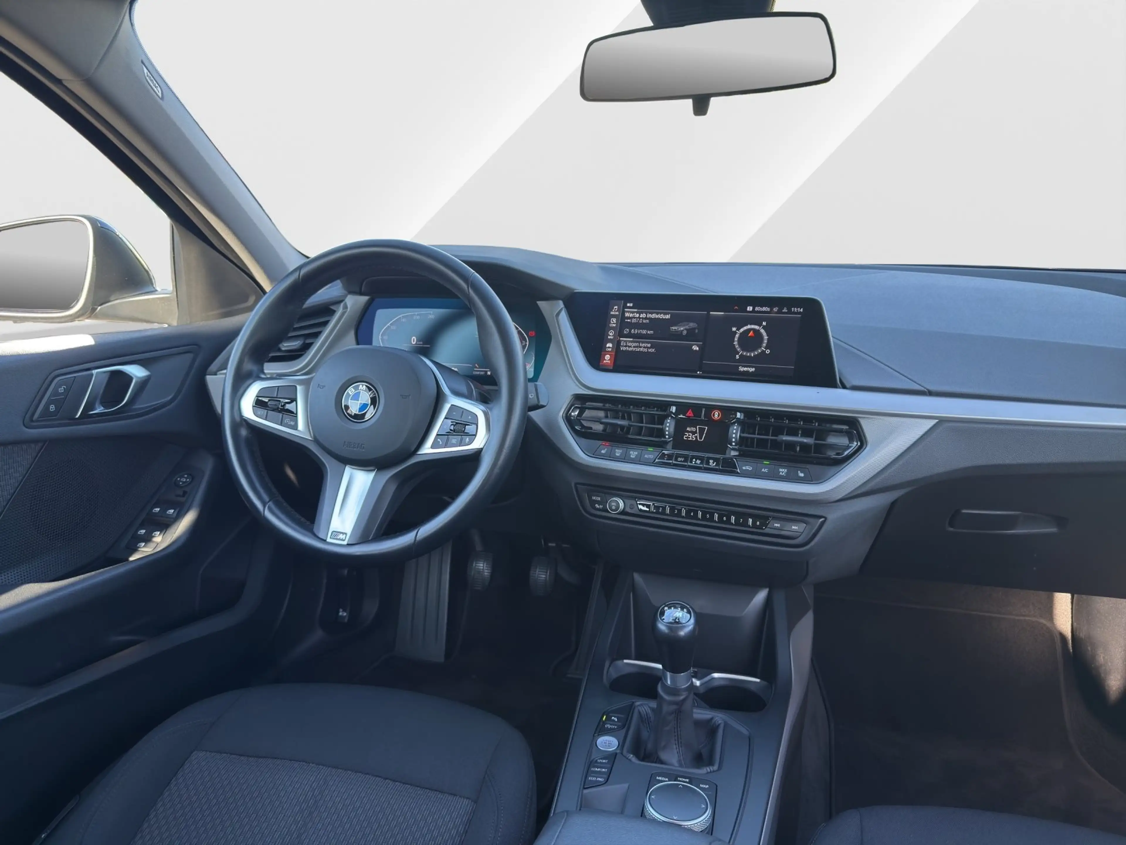 BMW 116 i Hatch *M SPORT LENKR*LIVE COCKP PROF*SITZ HZG*PD — photo 9
