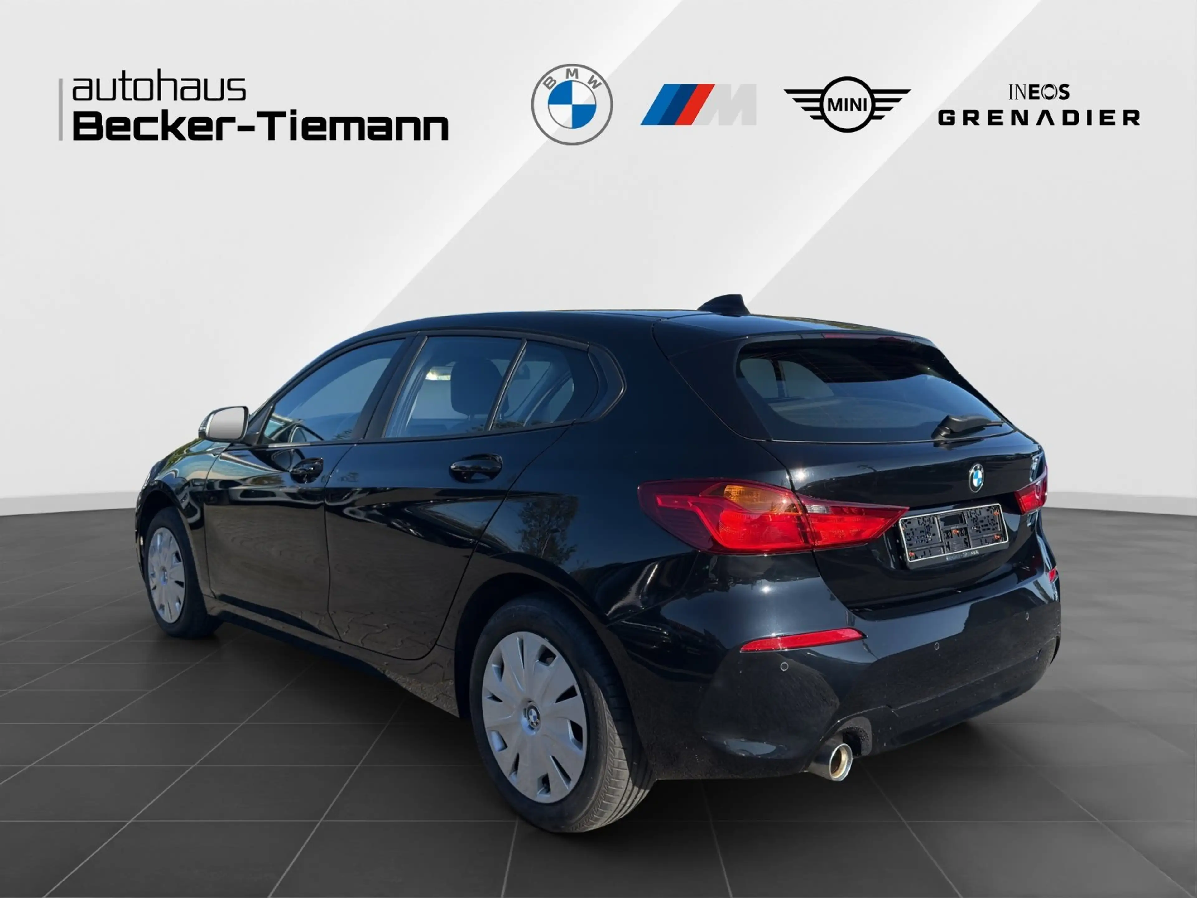 BMW 116 i Hatch *M SPORT LENKR*LIVE COCKP PROF*SITZ HZG*PD — photo 4