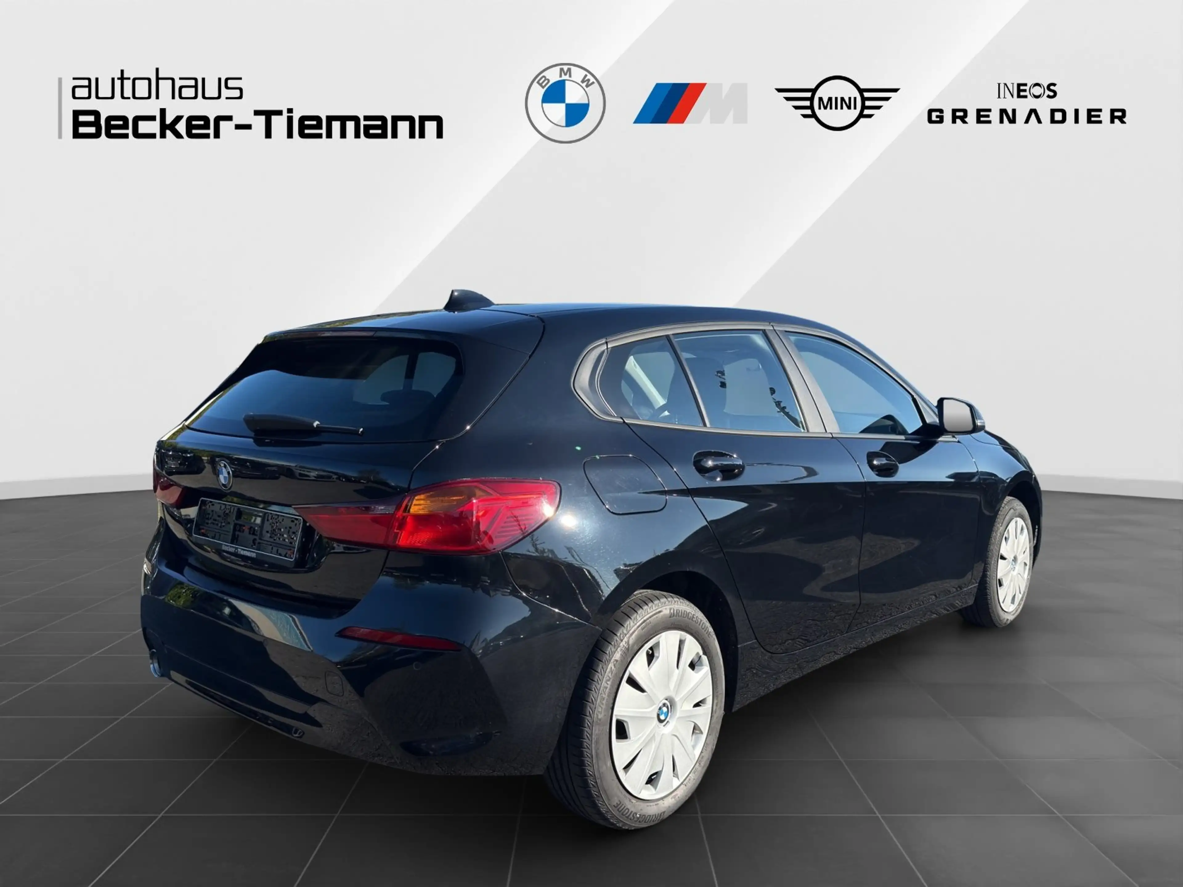 BMW 116 i Hatch *M SPORT LENKR*LIVE COCKP PROF*SITZ HZG*PD — photo 6