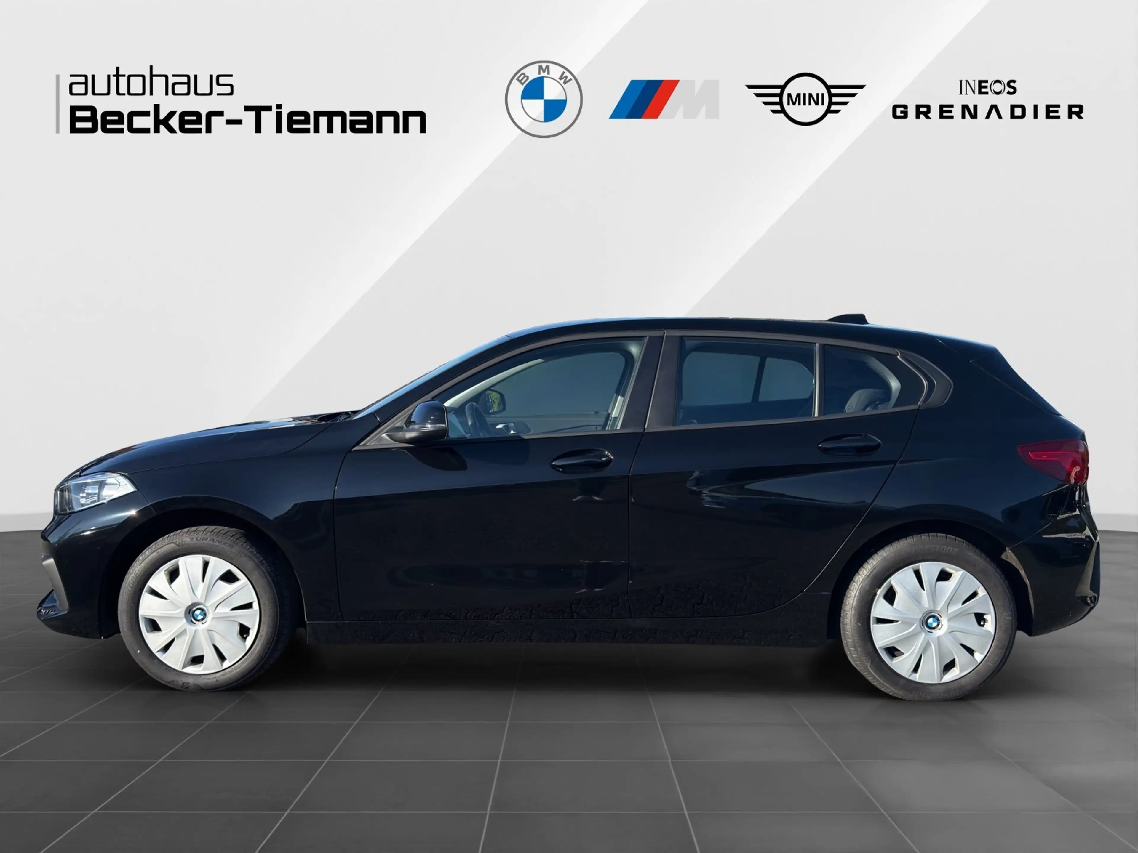 BMW 116 i Hatch *M SPORT LENKR*LIVE COCKP PROF*SITZ HZG*PD — photo 3