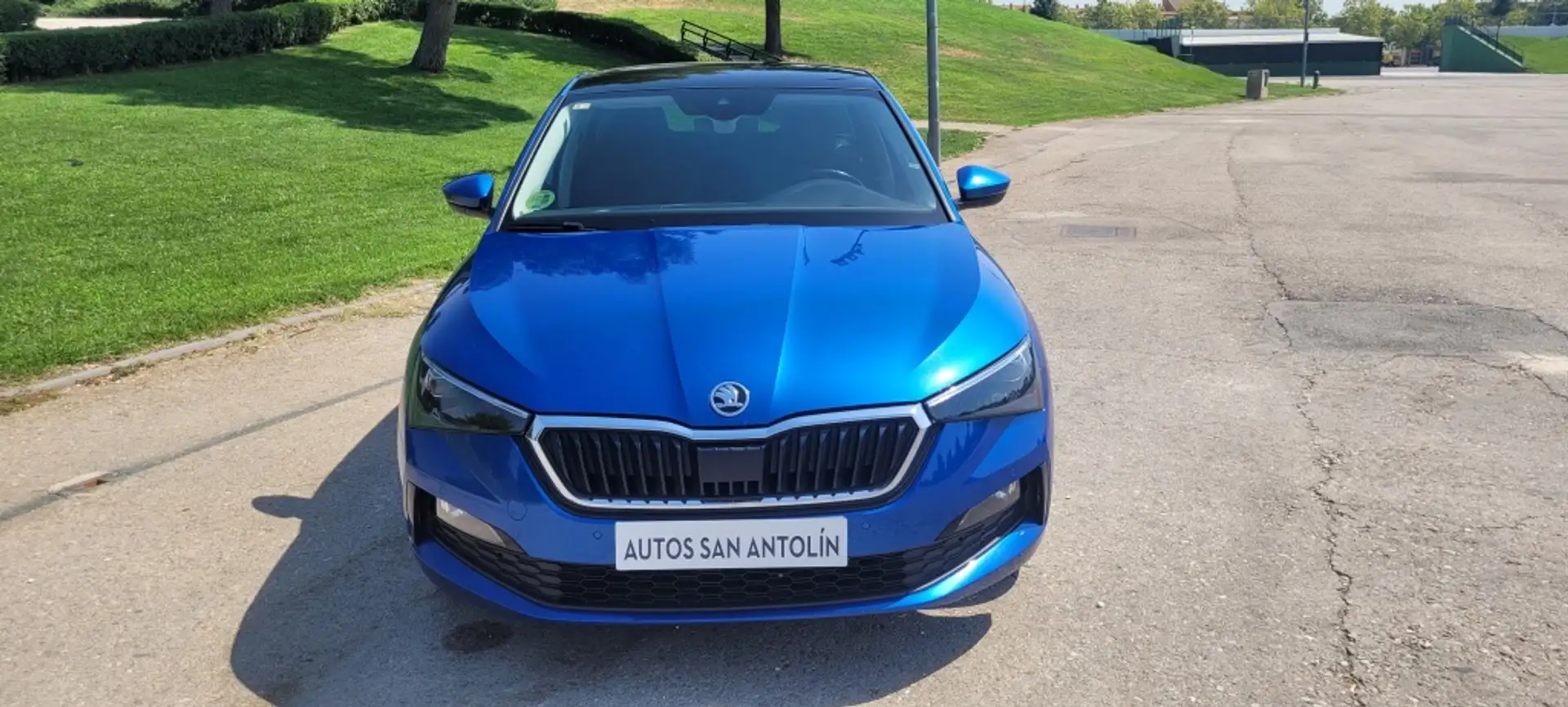 Skoda Scala 1.6 TDI Style DSG 85kW Bleu - 2