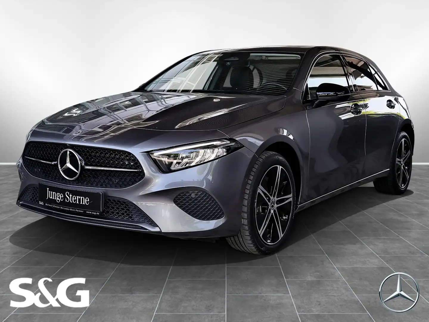Mercedes-Benz A 250 e TOTWINKEL+NIGHT PAKET+KAMERA+CARPLAY+18" Gris - 1