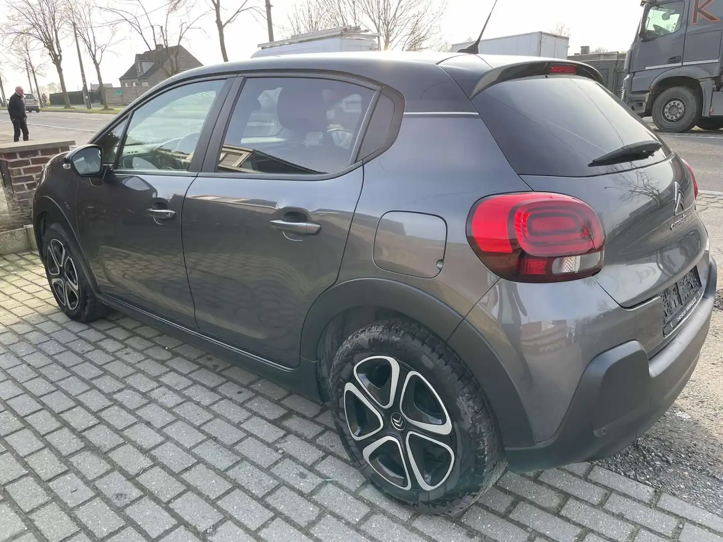 Citroen C3 83 S&S SHINE GPS Grijs - 1