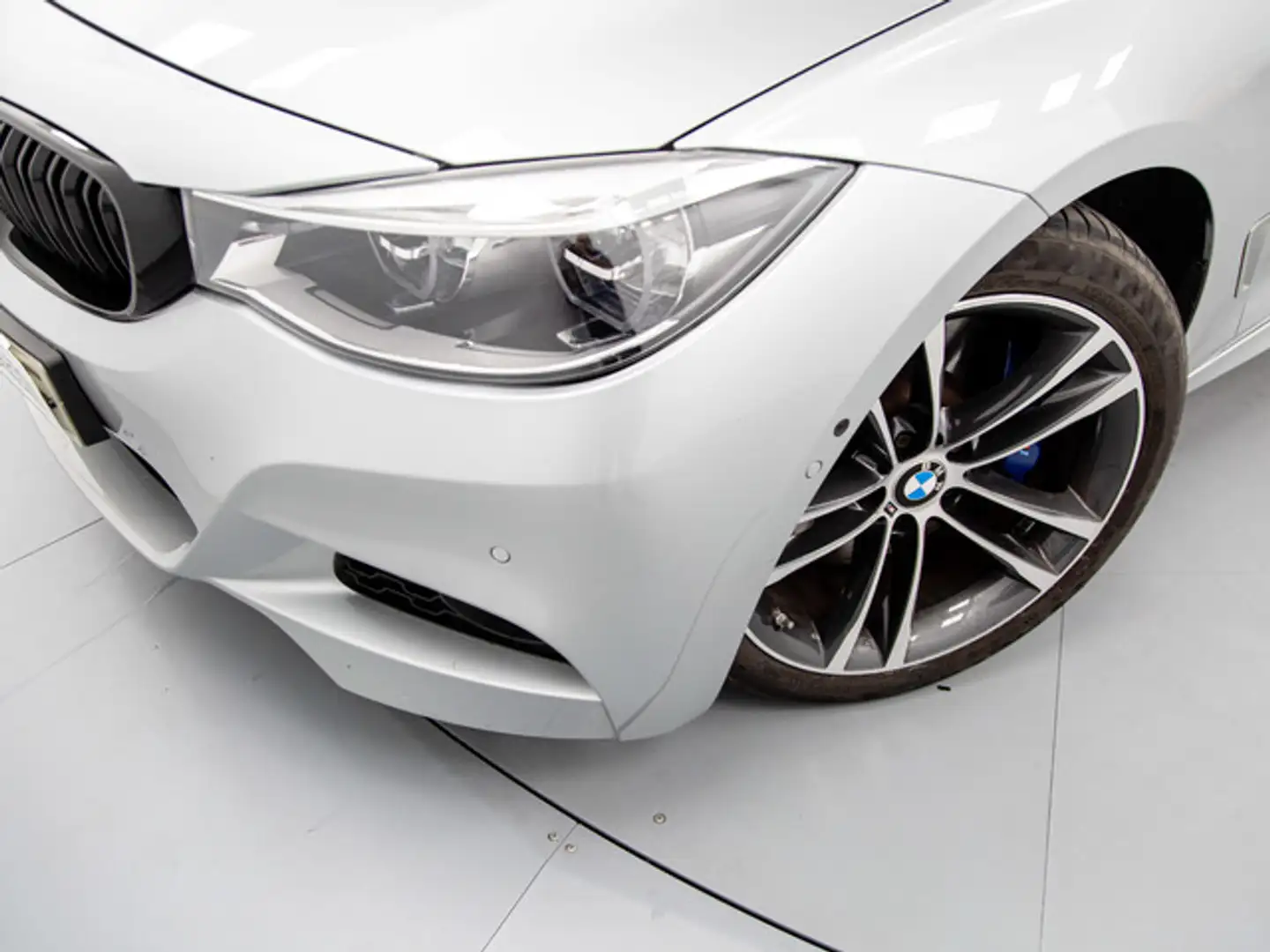 BMW 335 335dA Gran Turismo xDrive Plateado - 2