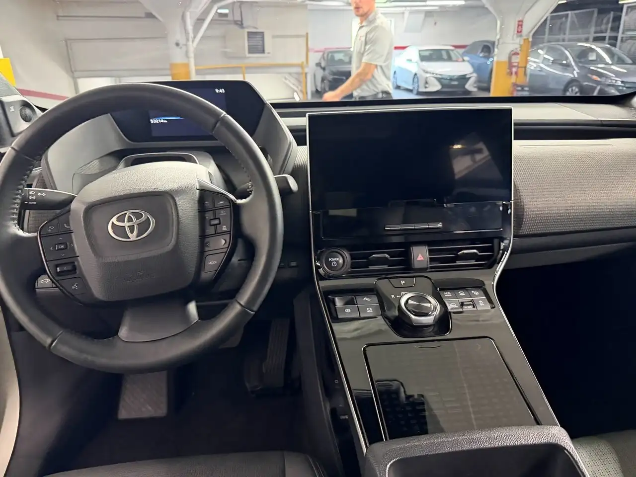 Toyota bZ4X снимка Toyota bZ4X