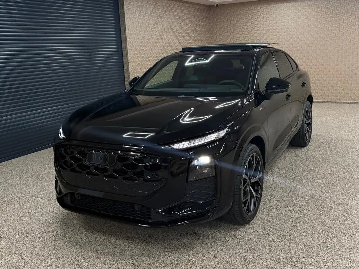 Audi Q3 Q3 SPORTBACK TDI 110 kW MY26 Schwarz - 2