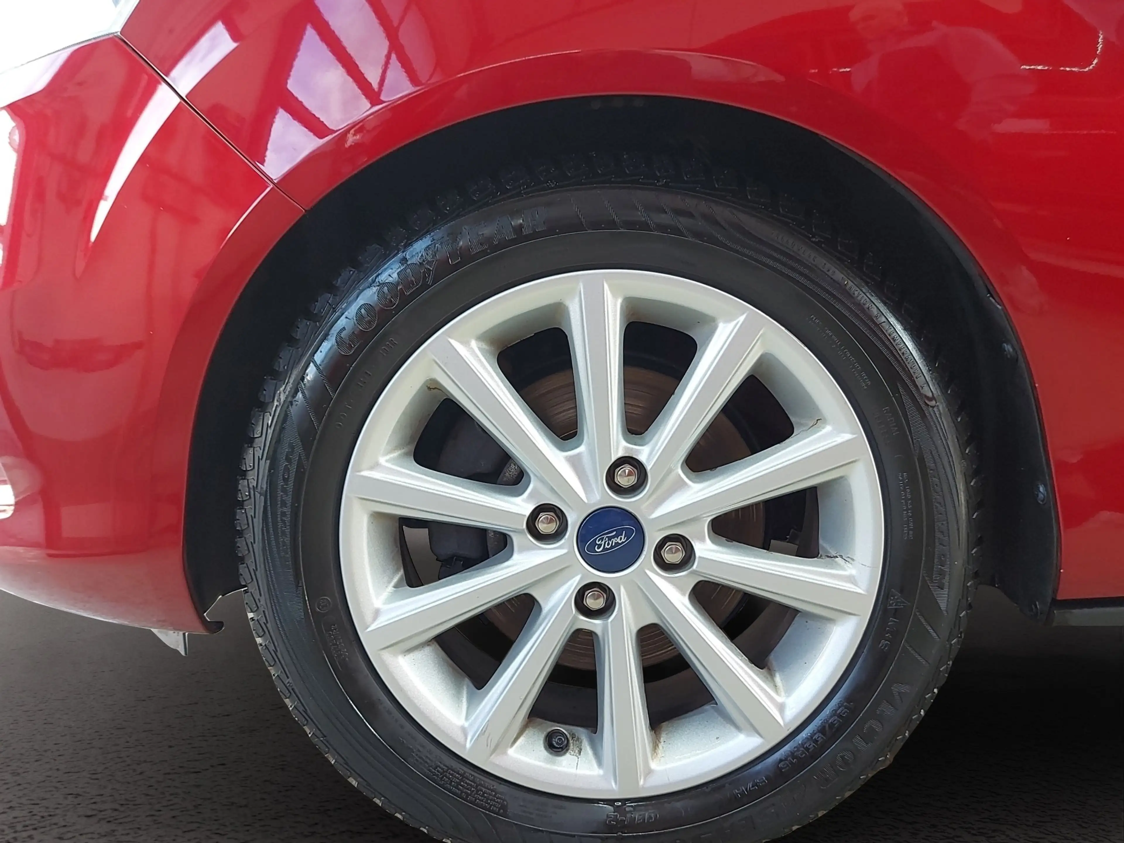 Ford B-Max 1.0 EcoBoost Titanium — photo 9