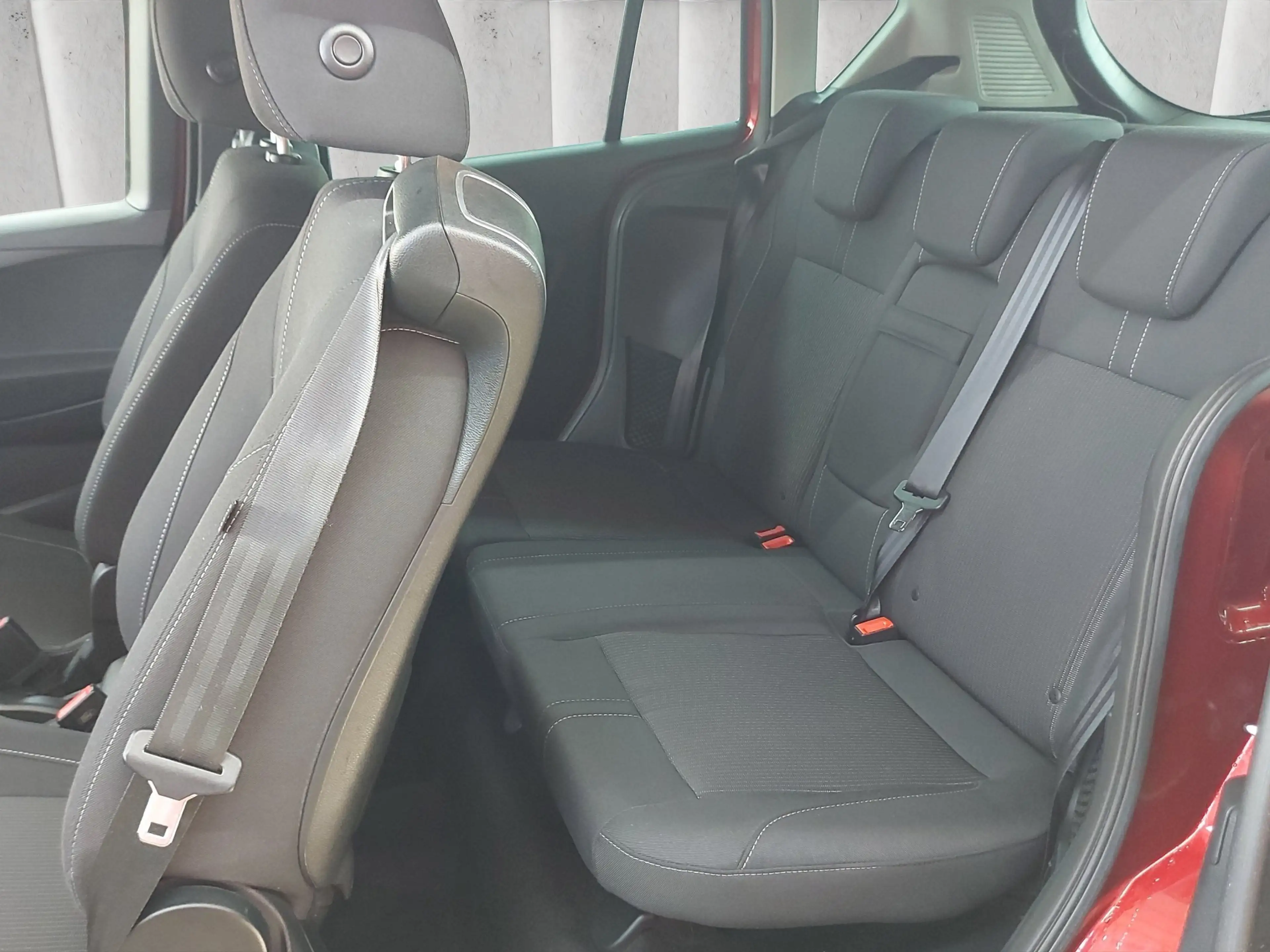 Ford B-Max 1.0 EcoBoost Titanium — photo 11