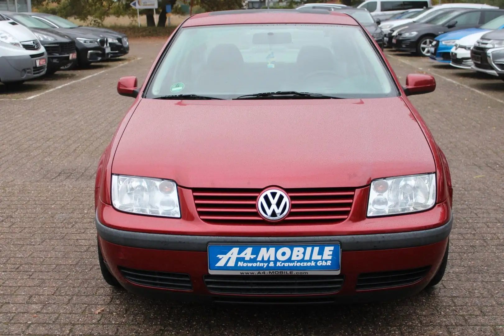 Volkswagen Bora 1.6 el. Schiebedach Komfort Rot - 2