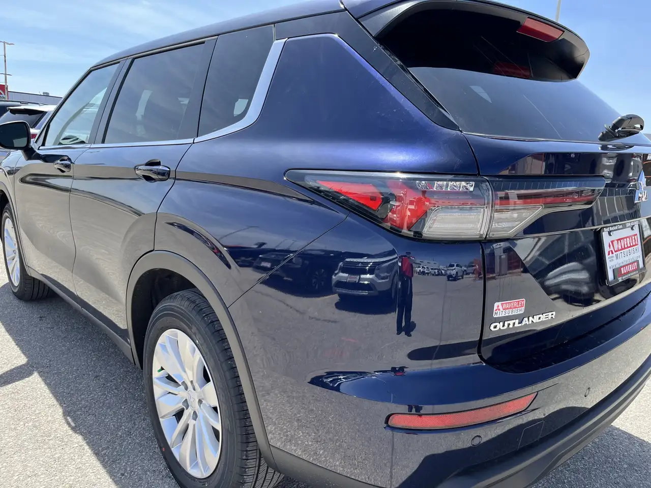 Mitsubishi Outlander снимка Mitsubishi Outlander