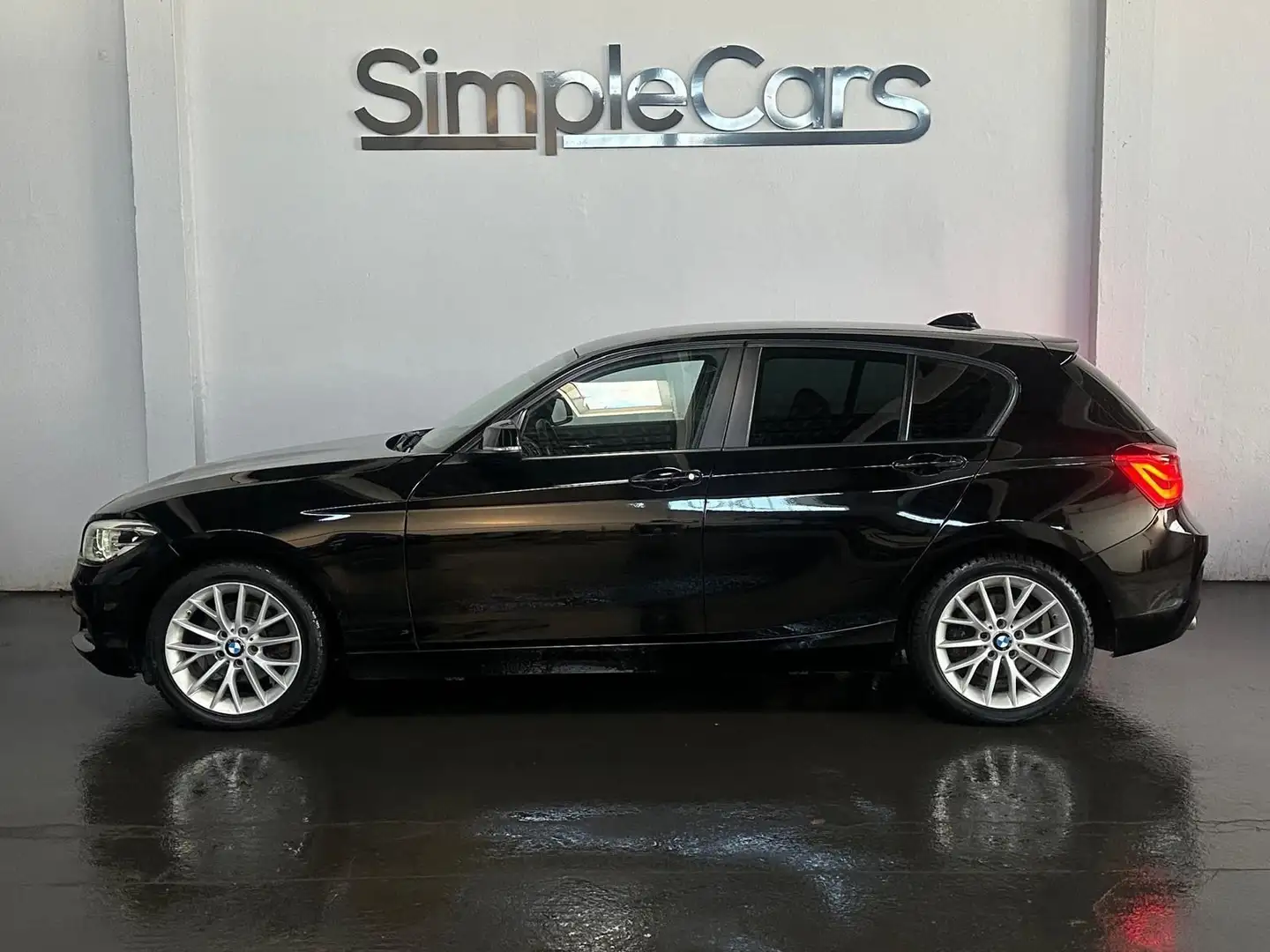 BMW 120 d xDrive Advantage Noir - 2