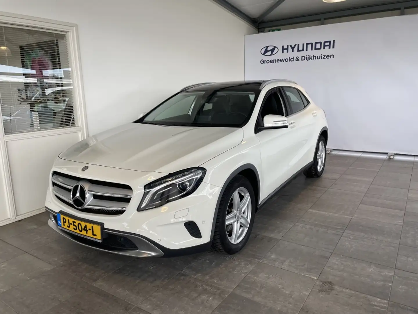Mercedes-Benz GLA 200 Ambition Bianco - 1