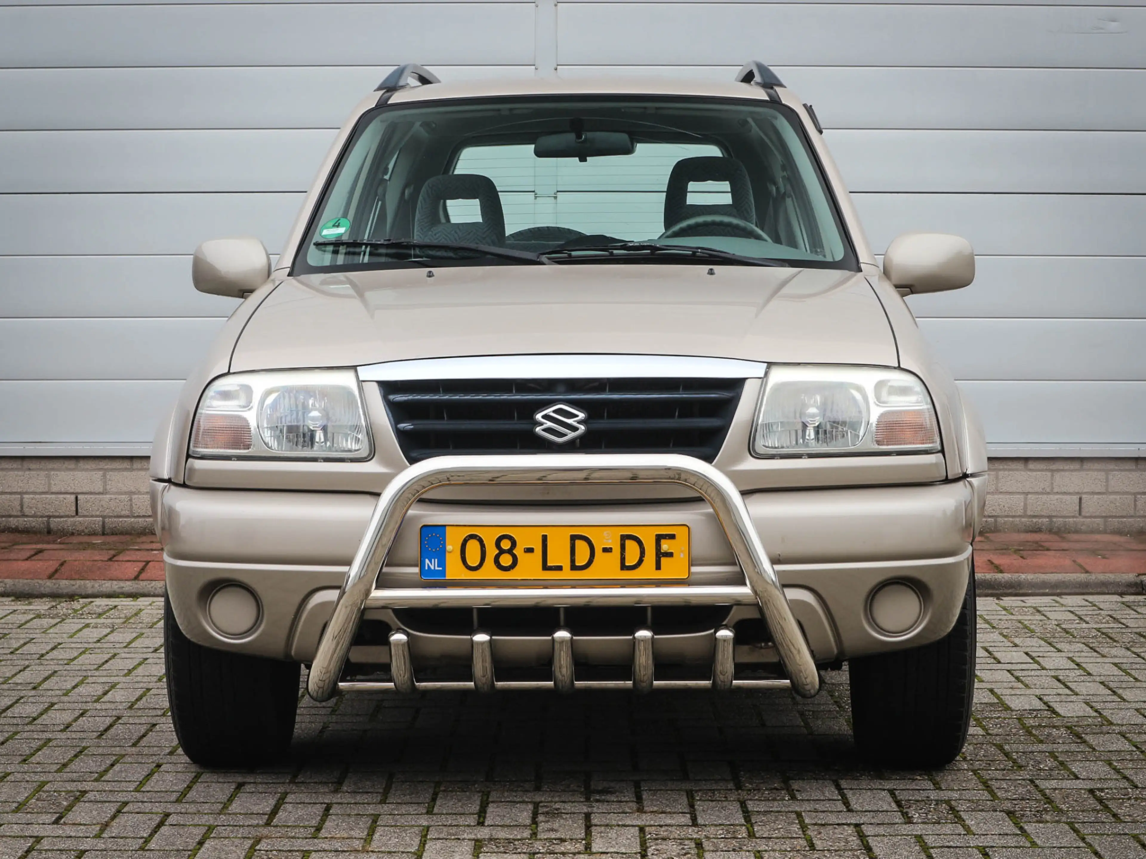 Suzuki Grand Vitara 1.6 Metal Top Wide Body | Audio | Elektrische rame — photo 14