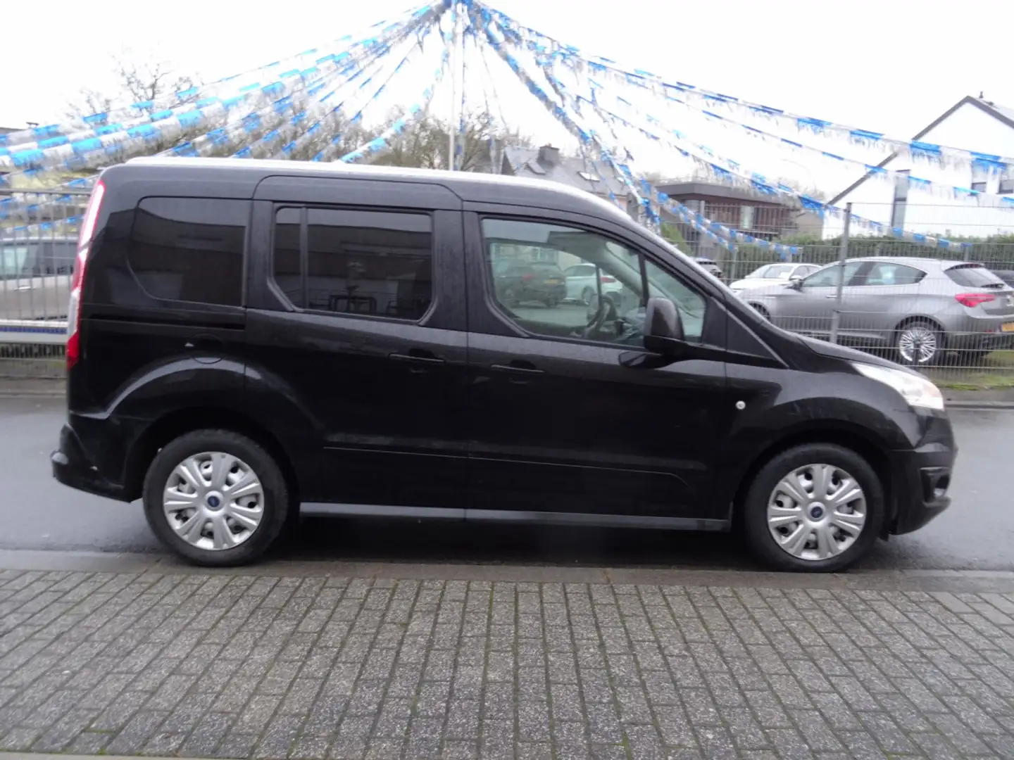 Ford Tourneo Connect 1.0 EcoBoost Titanium Zwart - 2