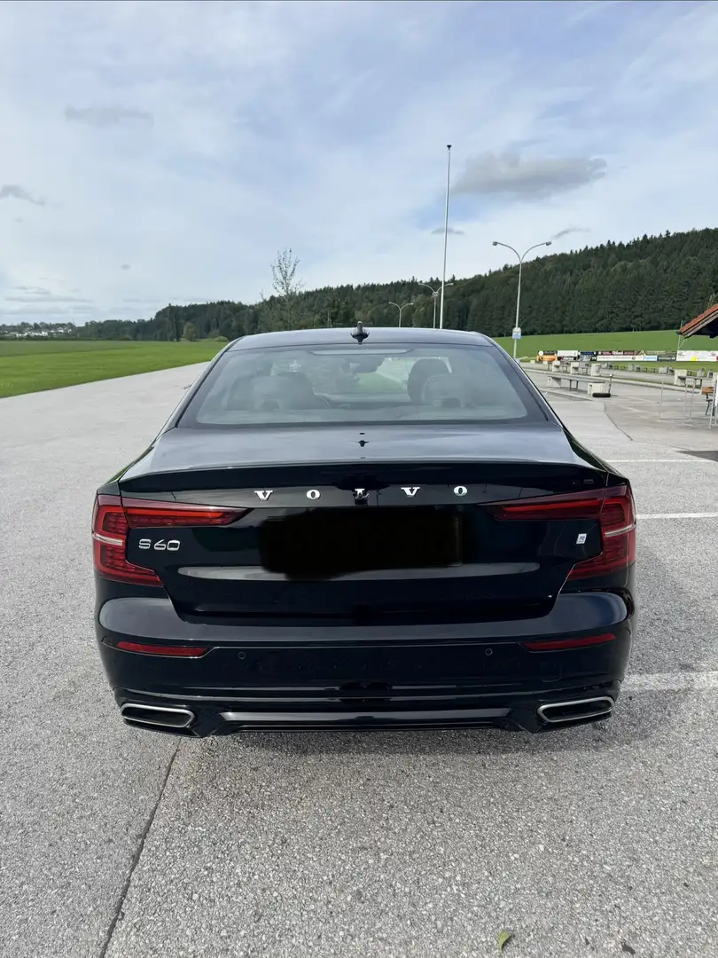 Volvo S60 T5 R-Design - 2