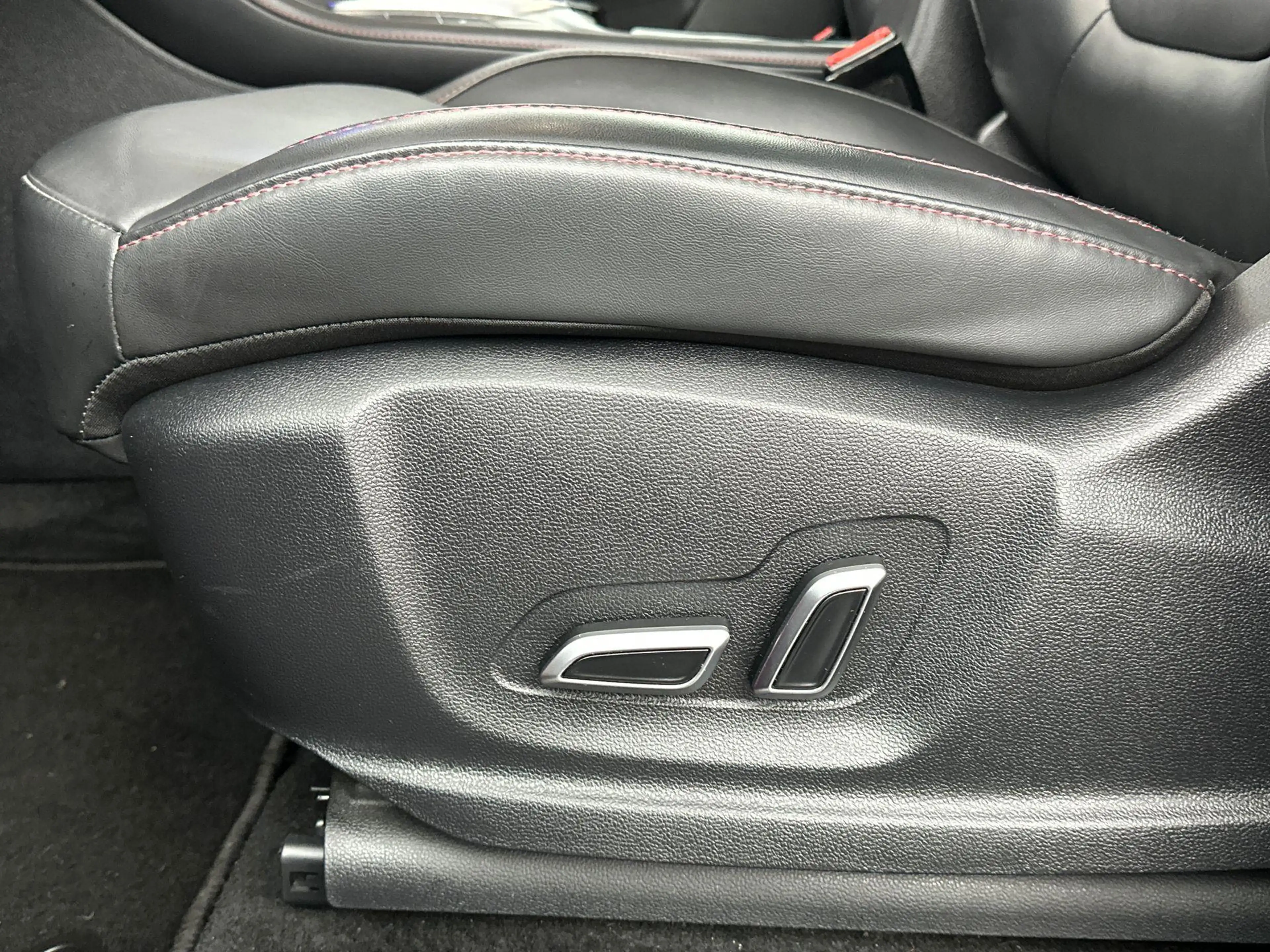 MG EHS 1.5 TGDI PHEV Aut. Luxury | Panoramadak | Leder | — photo 9