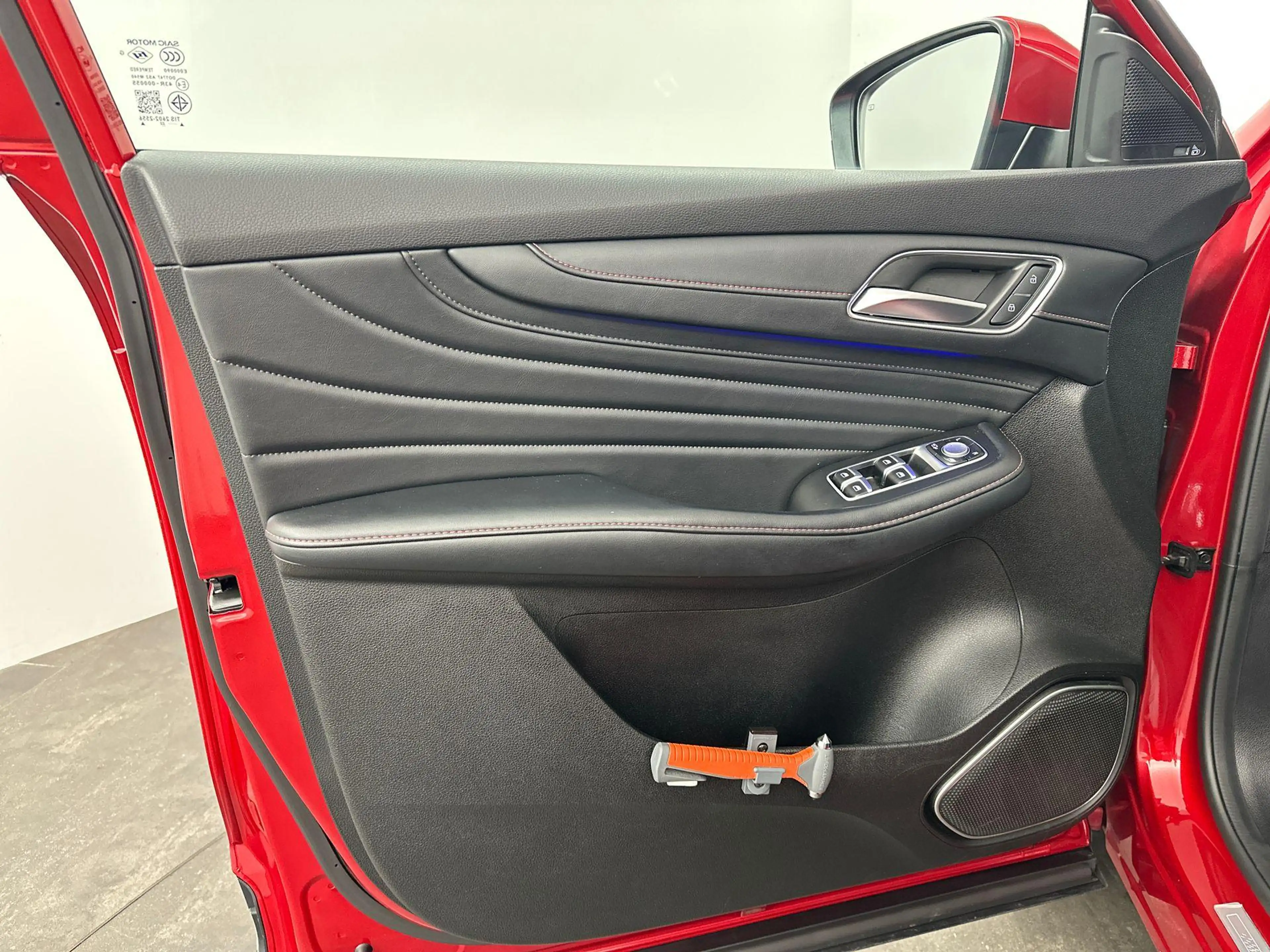 MG EHS 1.5 TGDI PHEV Aut. Luxury | Panoramadak | Leder | — photo 12