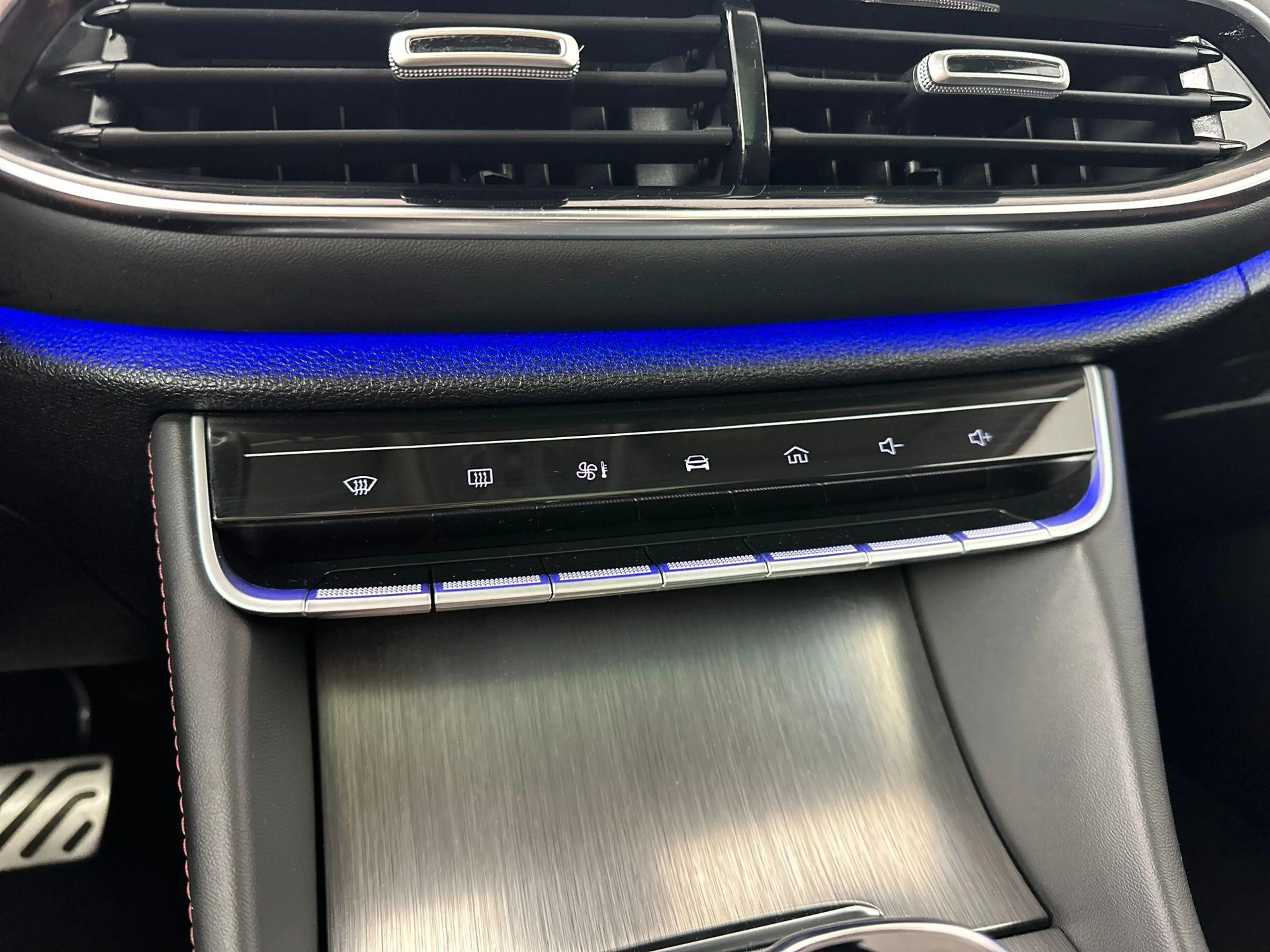 MG EHS 1.5 TGDI PHEV Aut. Luxury | Panoramadak | Leder | — photo 15