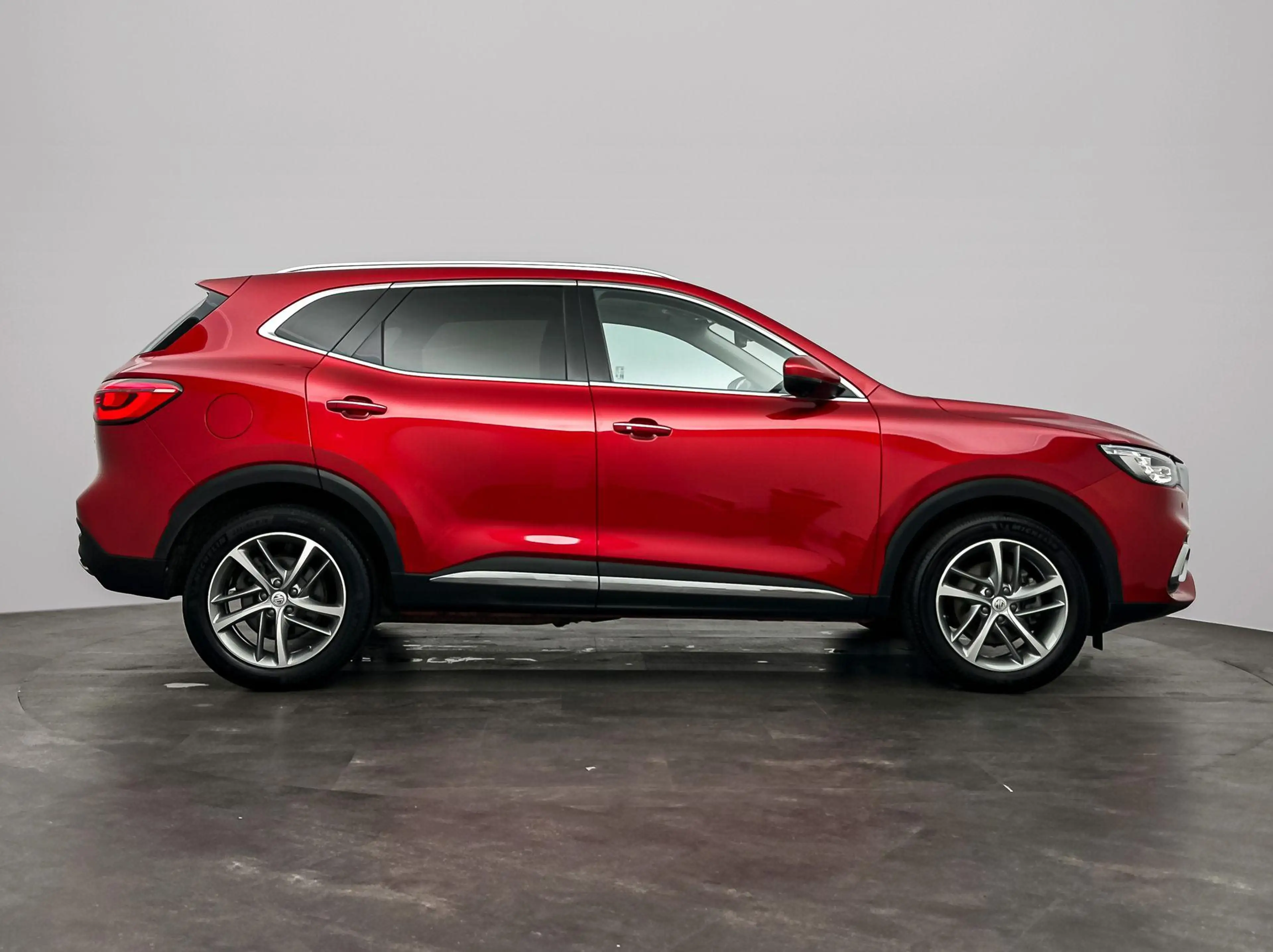 MG EHS 1.5 TGDI PHEV Aut. Luxury | Panoramadak | Leder | — photo 6