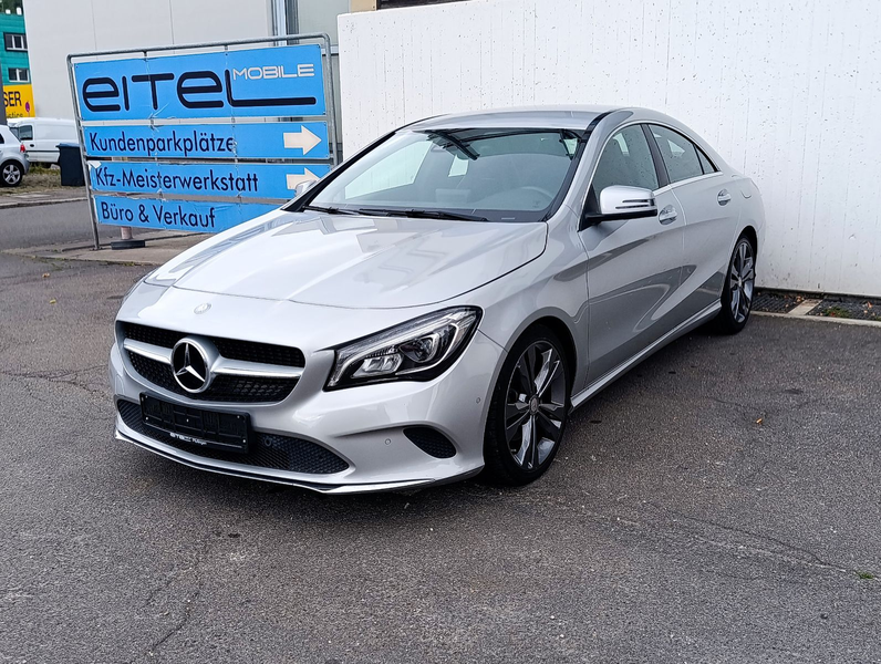 Mercedes-Benz CLA 180 Coupe Urban Automatik Navi LED SHZ PDC