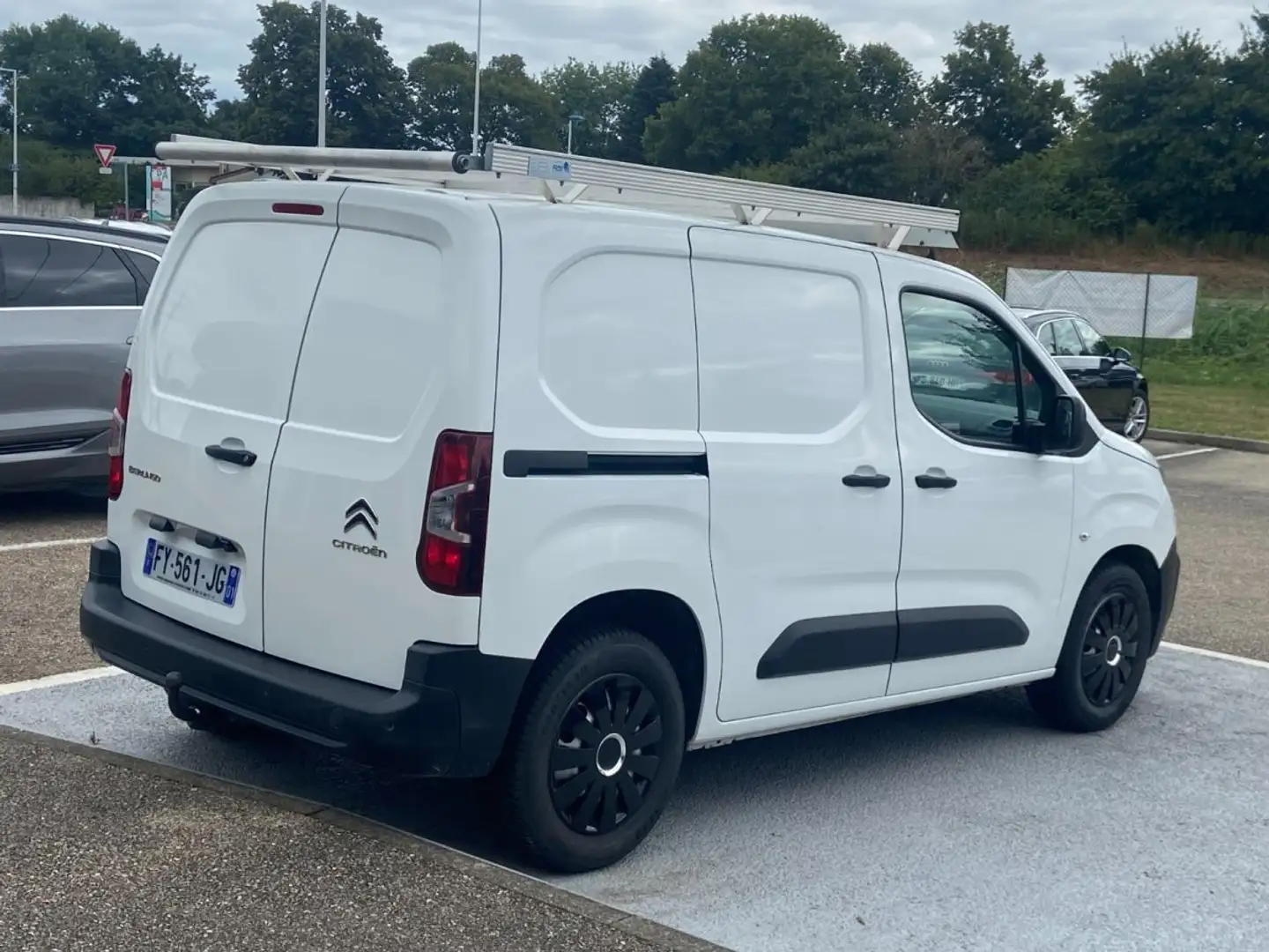 Citroen Berlingo 1.5 BLUEHDI 102 CV Fourgon 600 kg Club Entreprise Blanco - 2