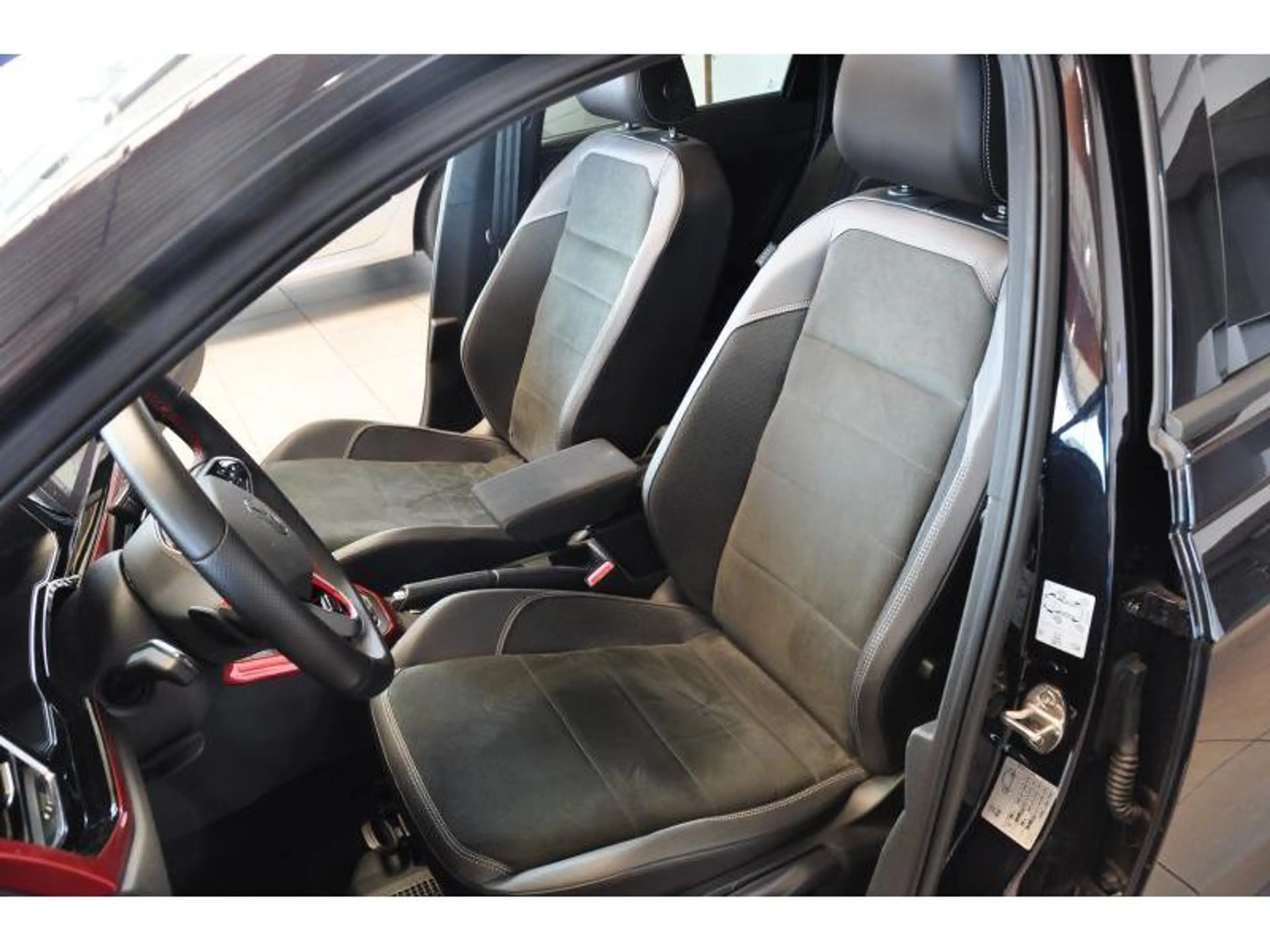Volkswagen Polo GTI Pano-Beats-IQLed-Carplay-Gps-Camera-VWDealer — photo 7
