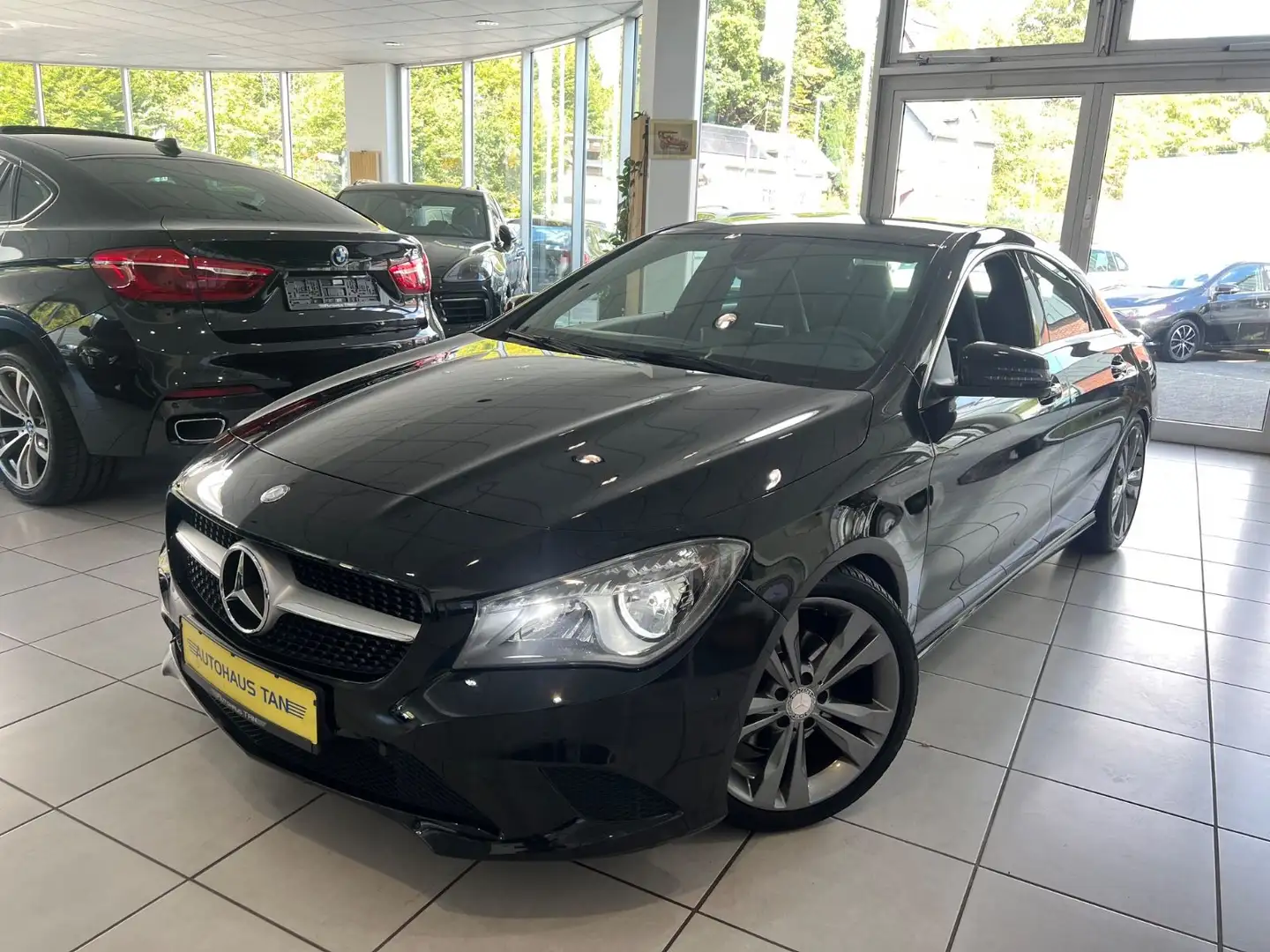 Mercedes-Benz CLA 200 Sport* NUR 51.021Km* 2.HAND* SPORT LINE Schwarz - 1
