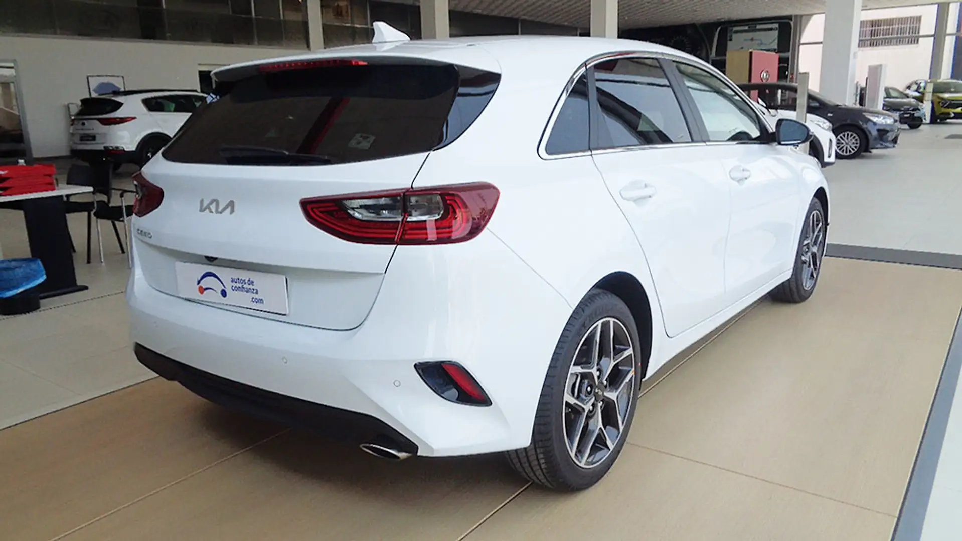 Kia Ceed / cee'd 1.0 TGDI TECH - 2