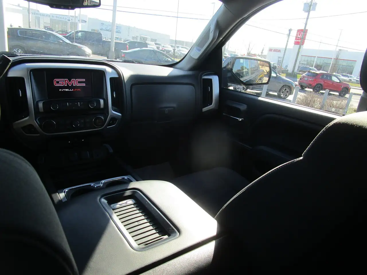 GMC Sierra 1500 снимка GMC Sierra 1500