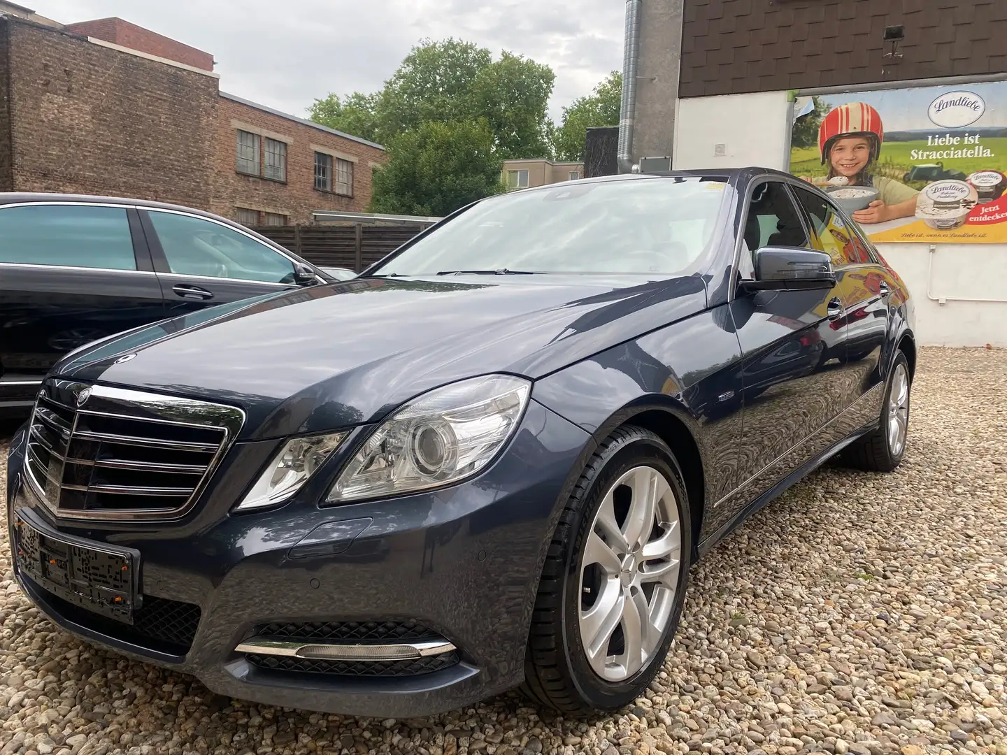 Mercedes-Benz E 350 E 350 CDI 4Matic (212.093) Grau - 2