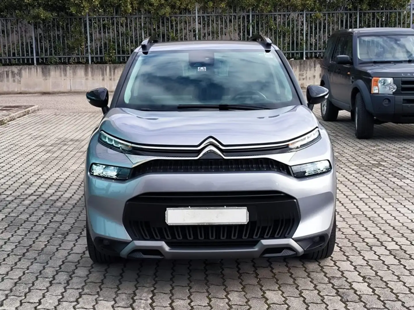 Citroen C3 Aircross 1.2 PureTech 110 S&S Live Grigio - 2