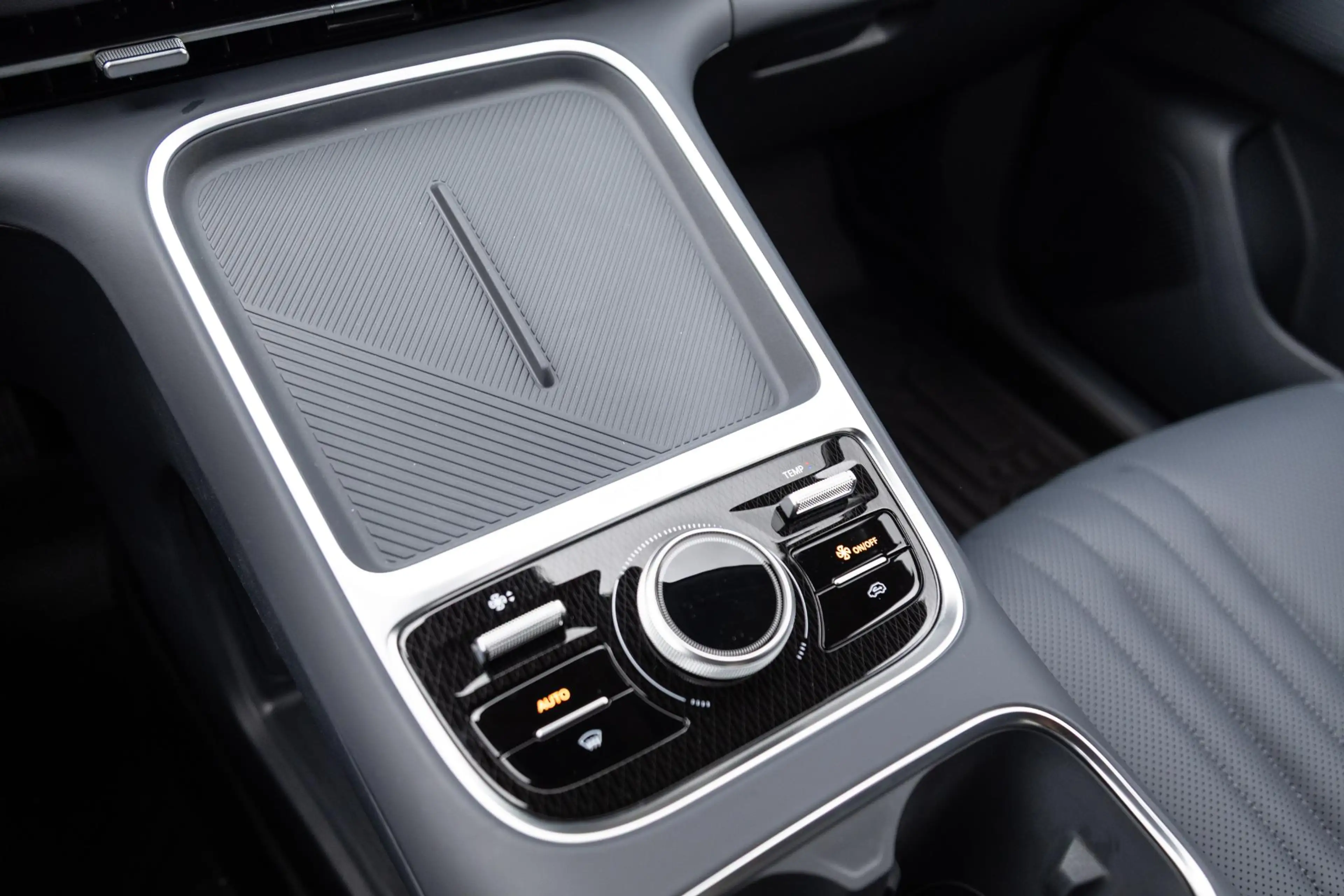 Geely Starray EM-i 1.5 Pro | 83km Elektrisch bereik | Verw. voorstoel — photo 11
