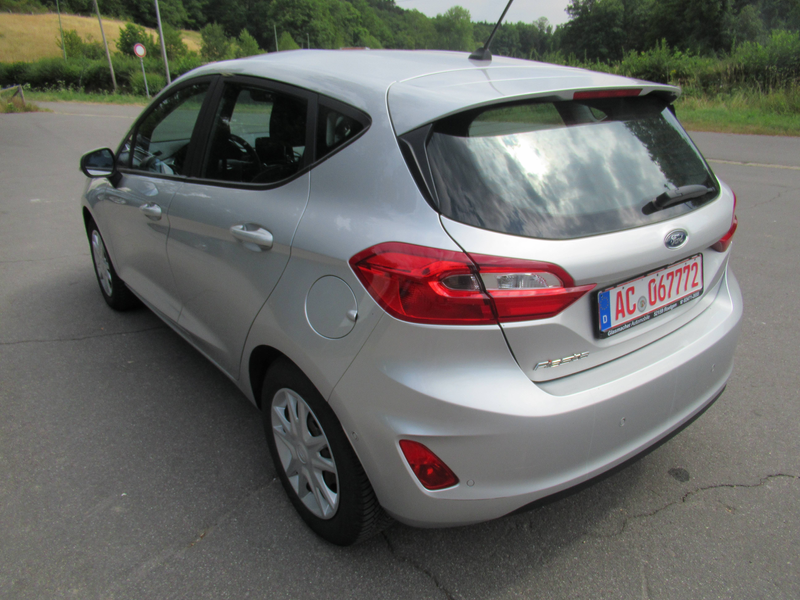 Ford Fiesta Fiesta 5-Türer 1.1 S — photo 2