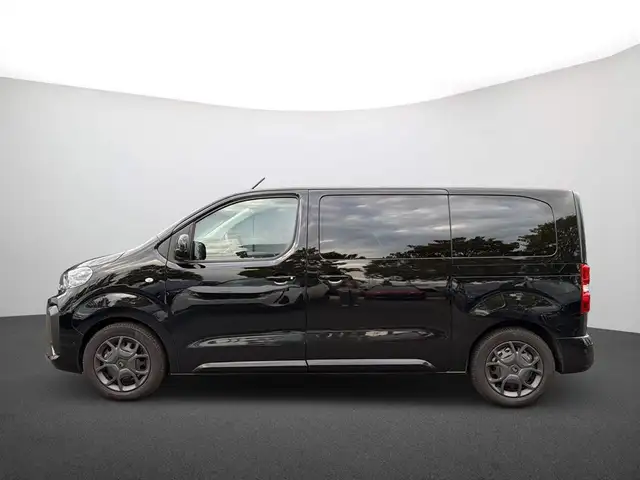 Citroen Spacetourer view 4
