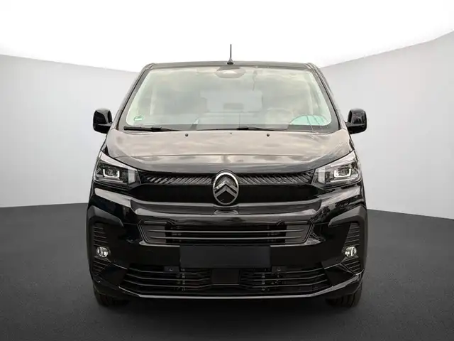 Citroen Spacetourer view 2