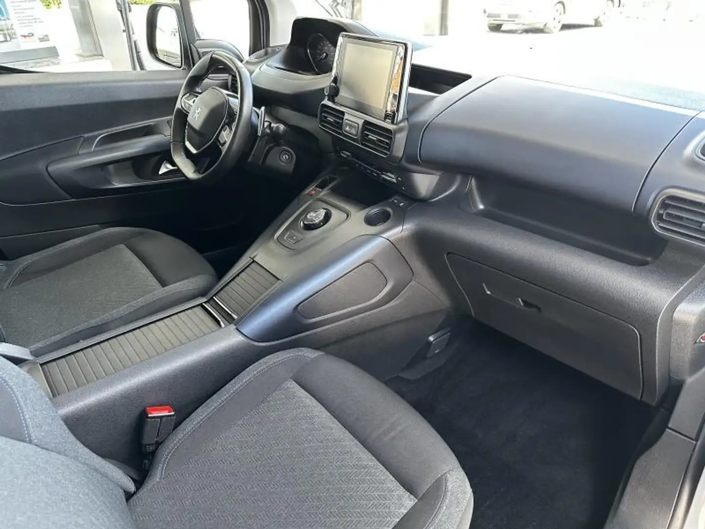 Peugeot Rifter Allure  130cv  EAT8 Grijs - 2