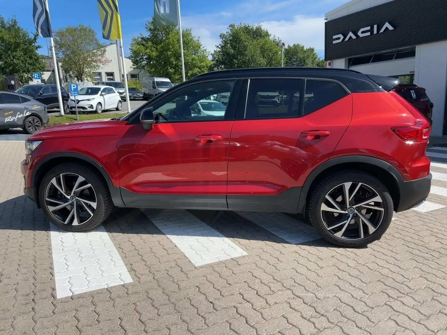 Volvo XC40 R-Design AWD *Standort Malente* Rot - 2