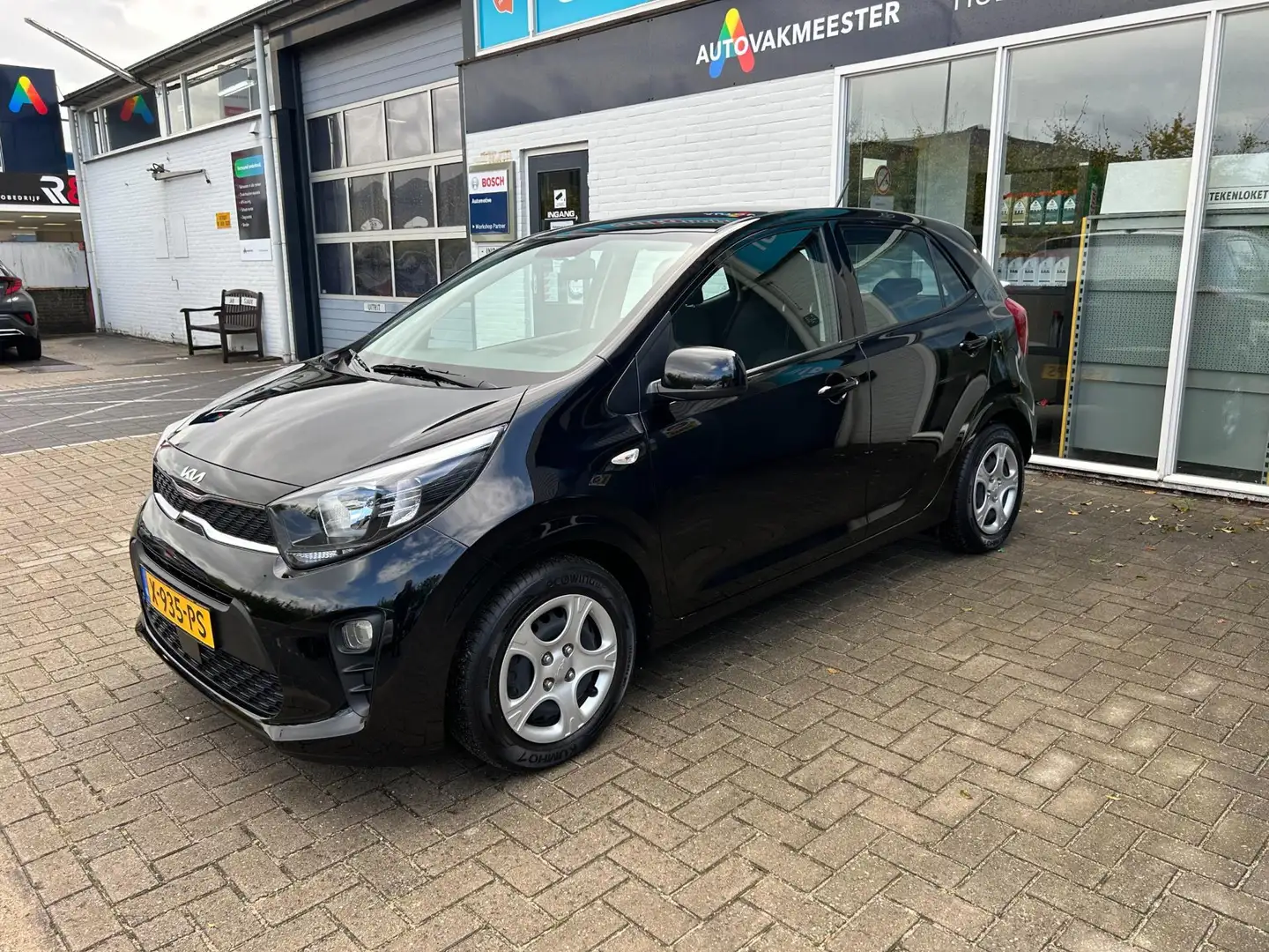 Kia Picanto 1.0 DPi ComfortLine Zwart - 2