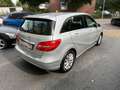 Mercedes-Benz B 180 NAVI/AHK/SITZHEIZUNG/WENIG KM Silber - thumbnail 4