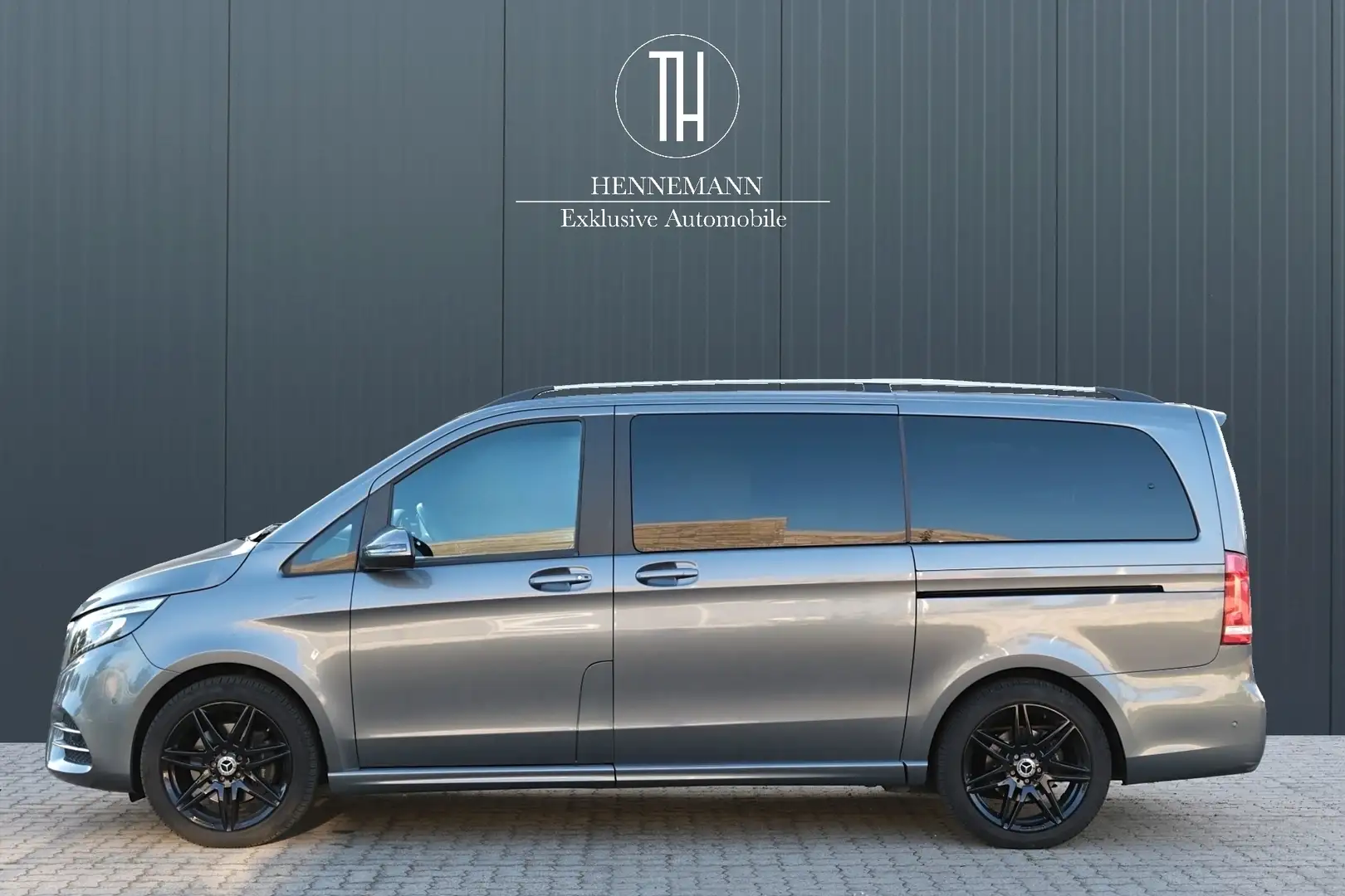 Mercedes-Benz V 300 V300d *Edition lang*AMG-Line*Pano*8-Sitze*9G*voll Grijs - 2