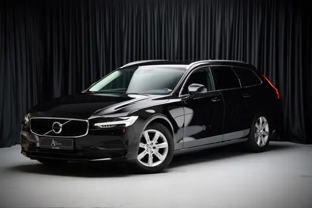 Volvo V90 D4 Kombi Momentum Leder*LED*AHK*Business-Pak
