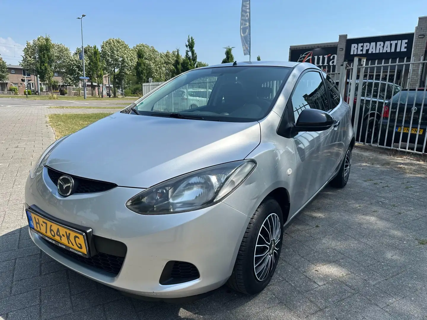 Mazda 2 1.3 XS Grijs - 1