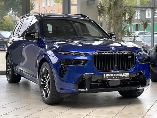 BMW X7 M X7 M60i SportPro*MASSAGE*STDHZG*AHK*LEDER*GLAS*
