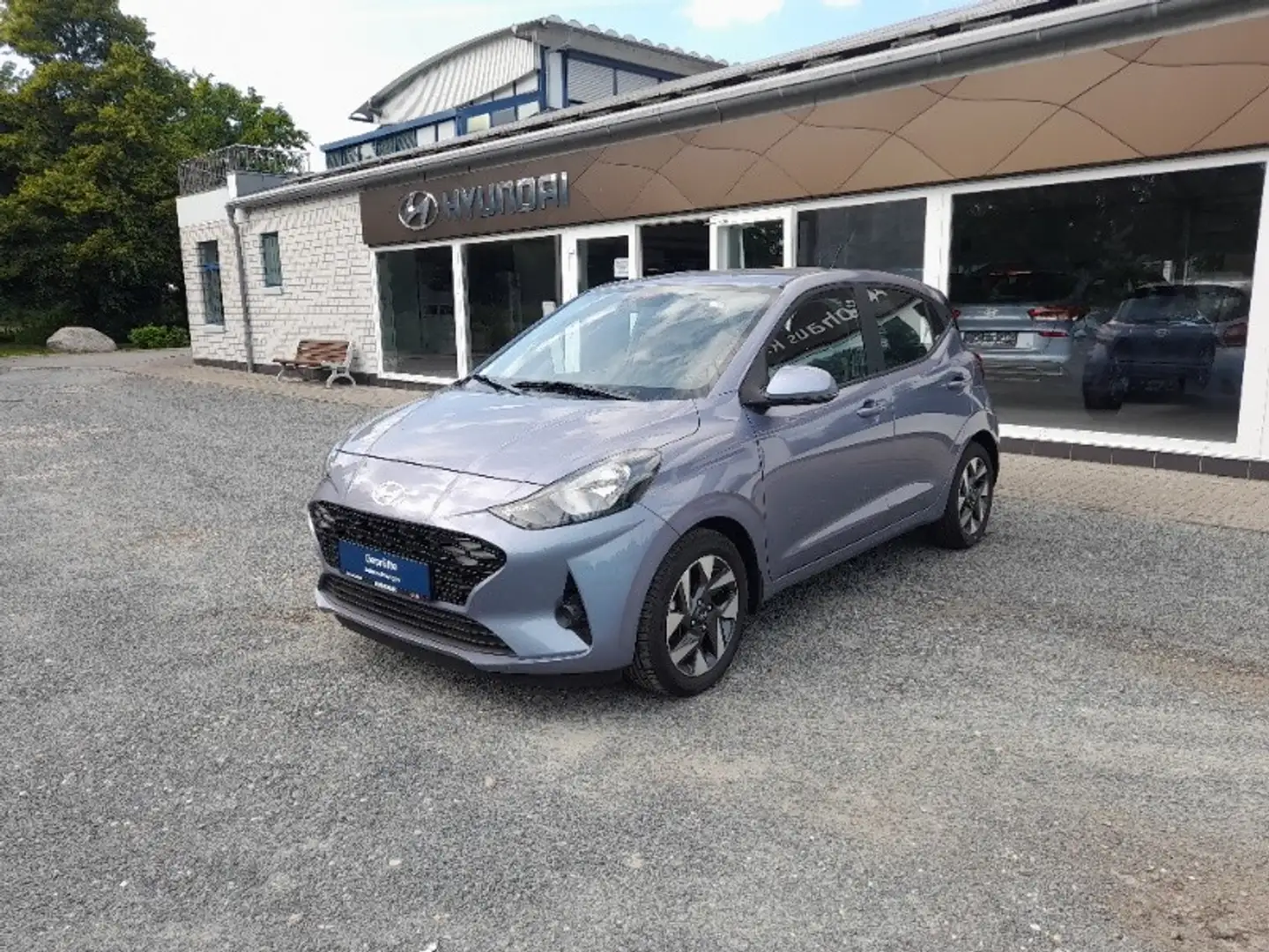 Hyundai i10 1.2 TREND Bleu - 1