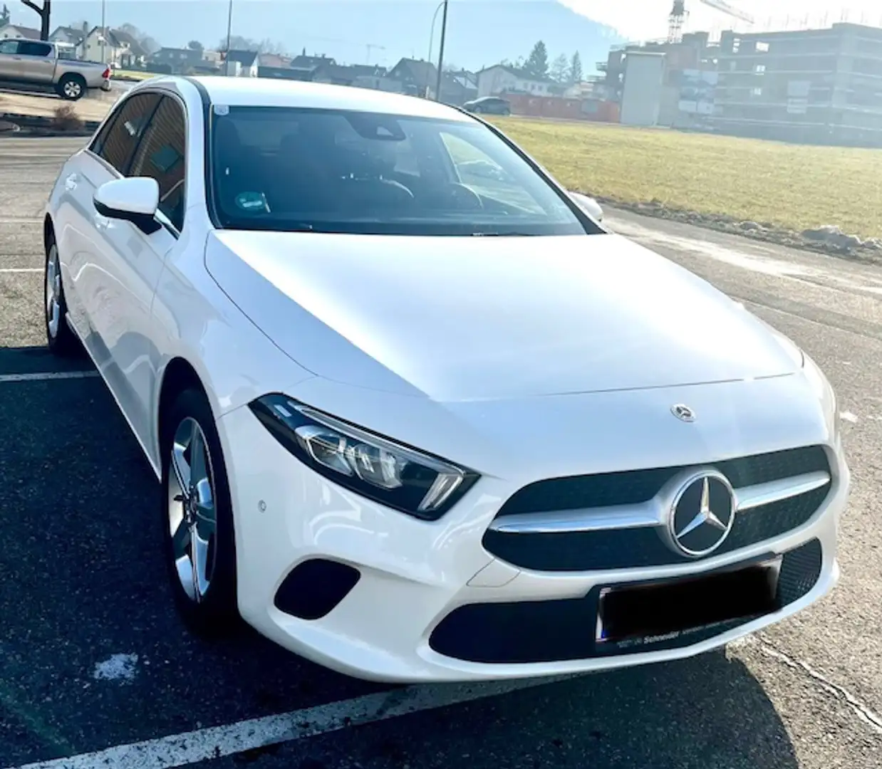 Mercedes-Benz A 250 A 250 e PHEV Aut. Weiß - 2