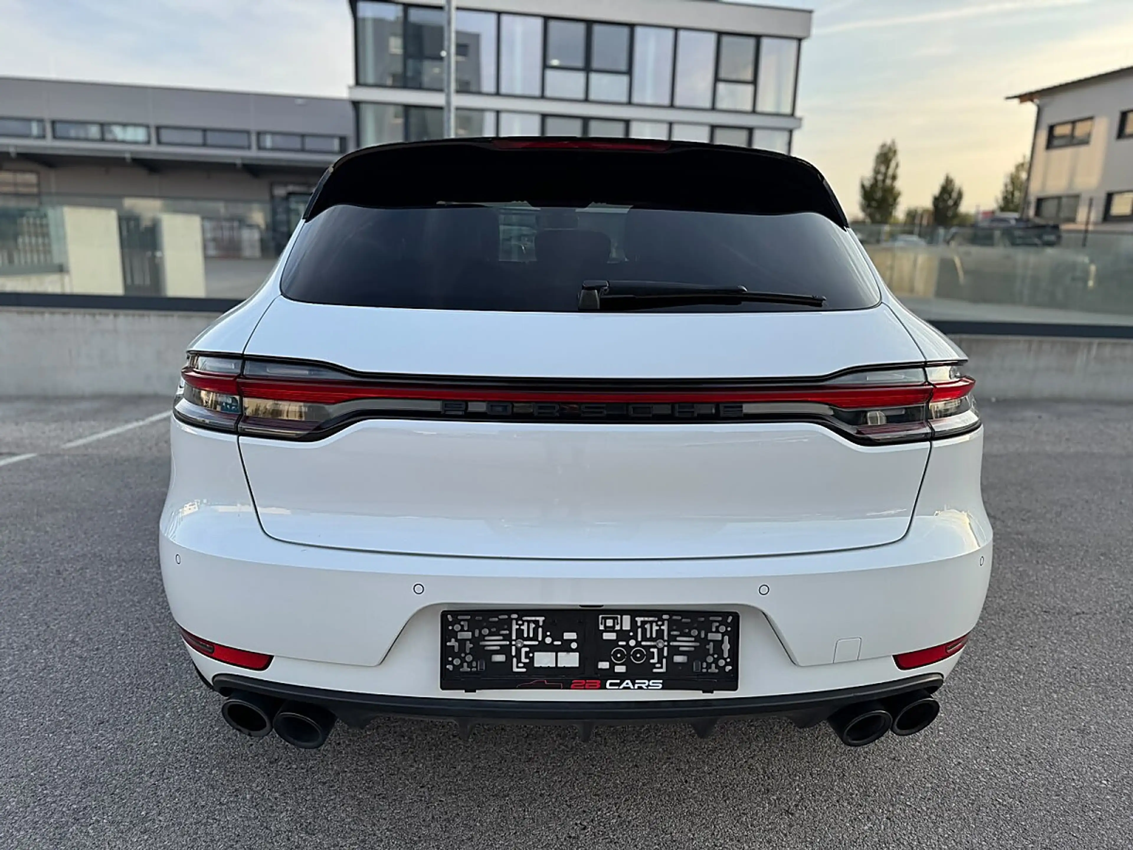 Porsche Macan 2.0 OPF (EURO 6d-TEMP) — photo 12