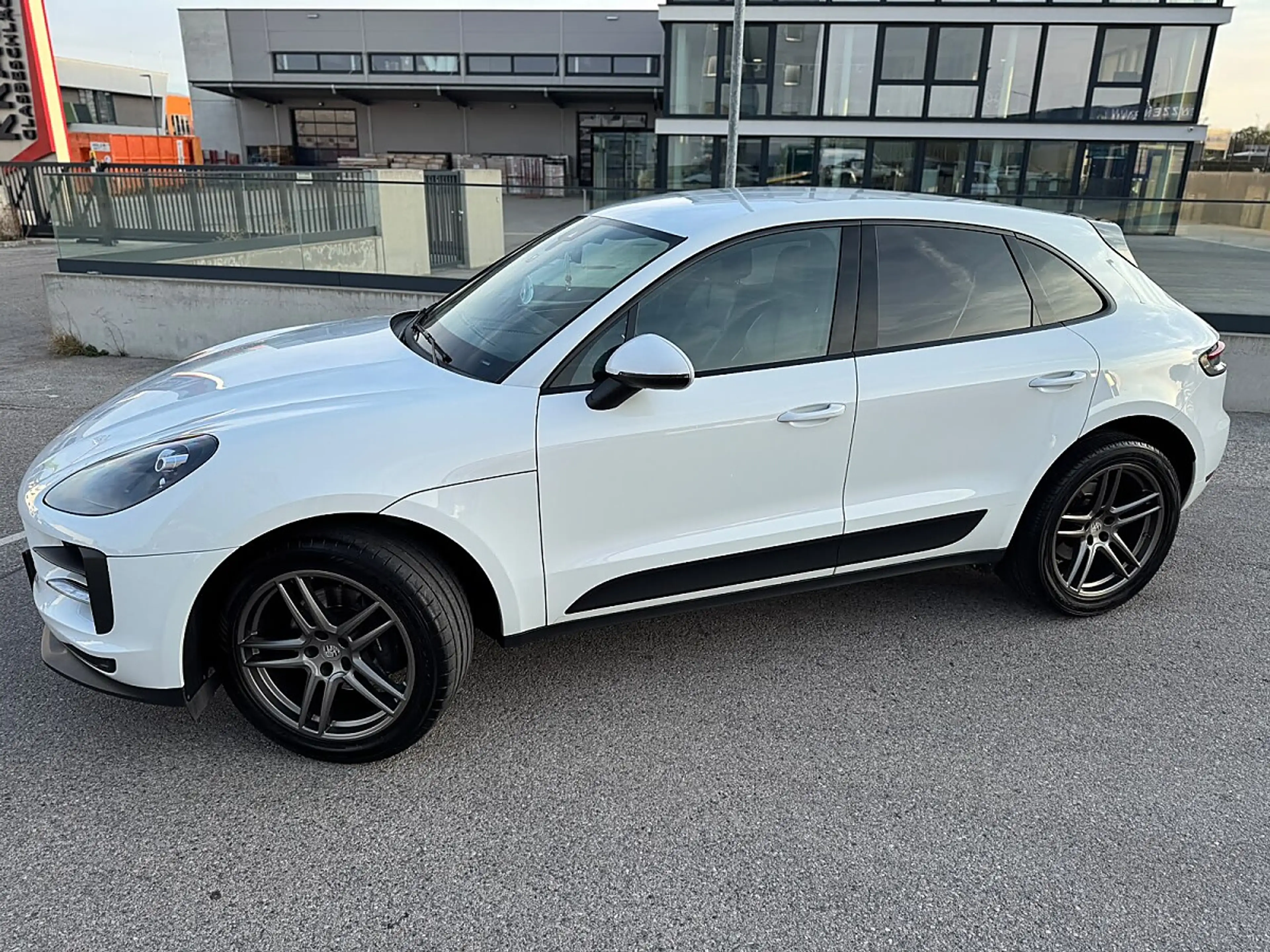 Porsche Macan 2.0 OPF (EURO 6d-TEMP) — photo 8