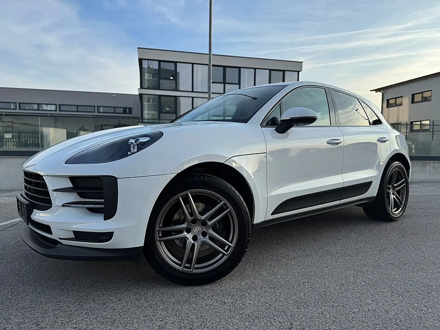 Porsche Macan 2.0 OPF (EURO 6d-TEMP) Weiß - 1